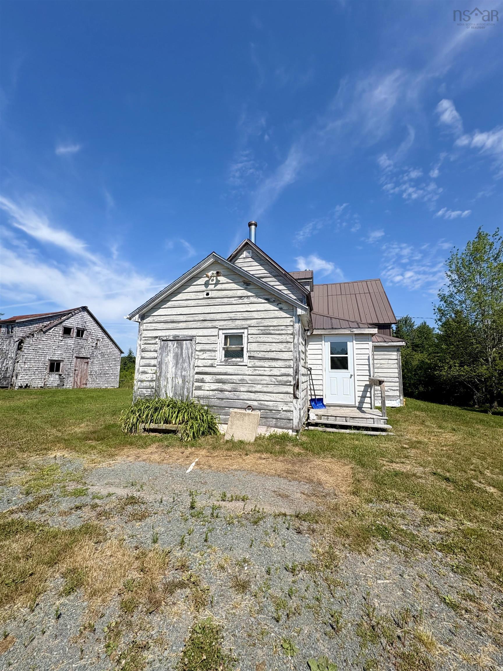 $299,900.00: 272 Breen Road, Monastery