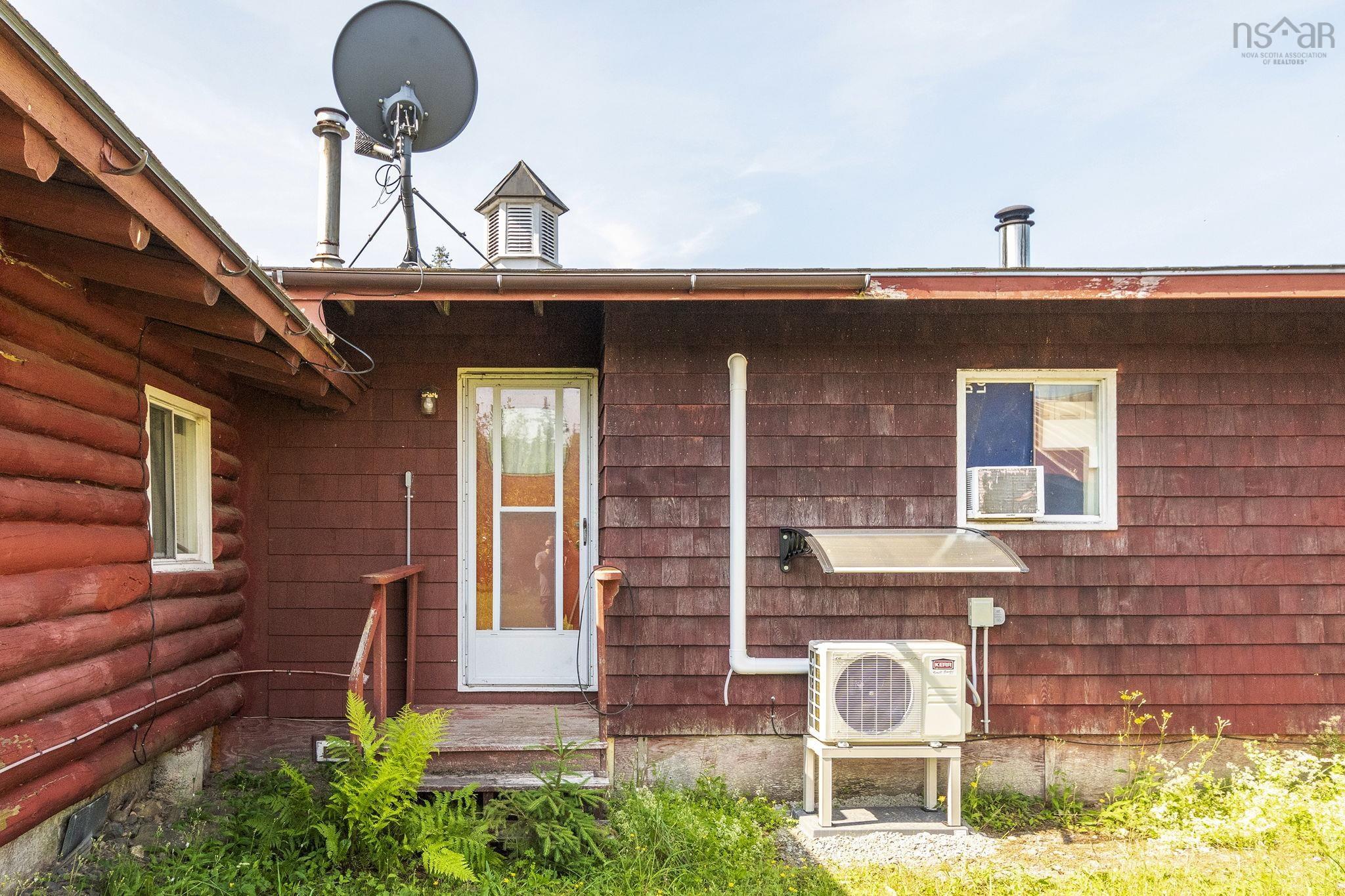 $169,900.00: 219 West River East Side Road, West River Station