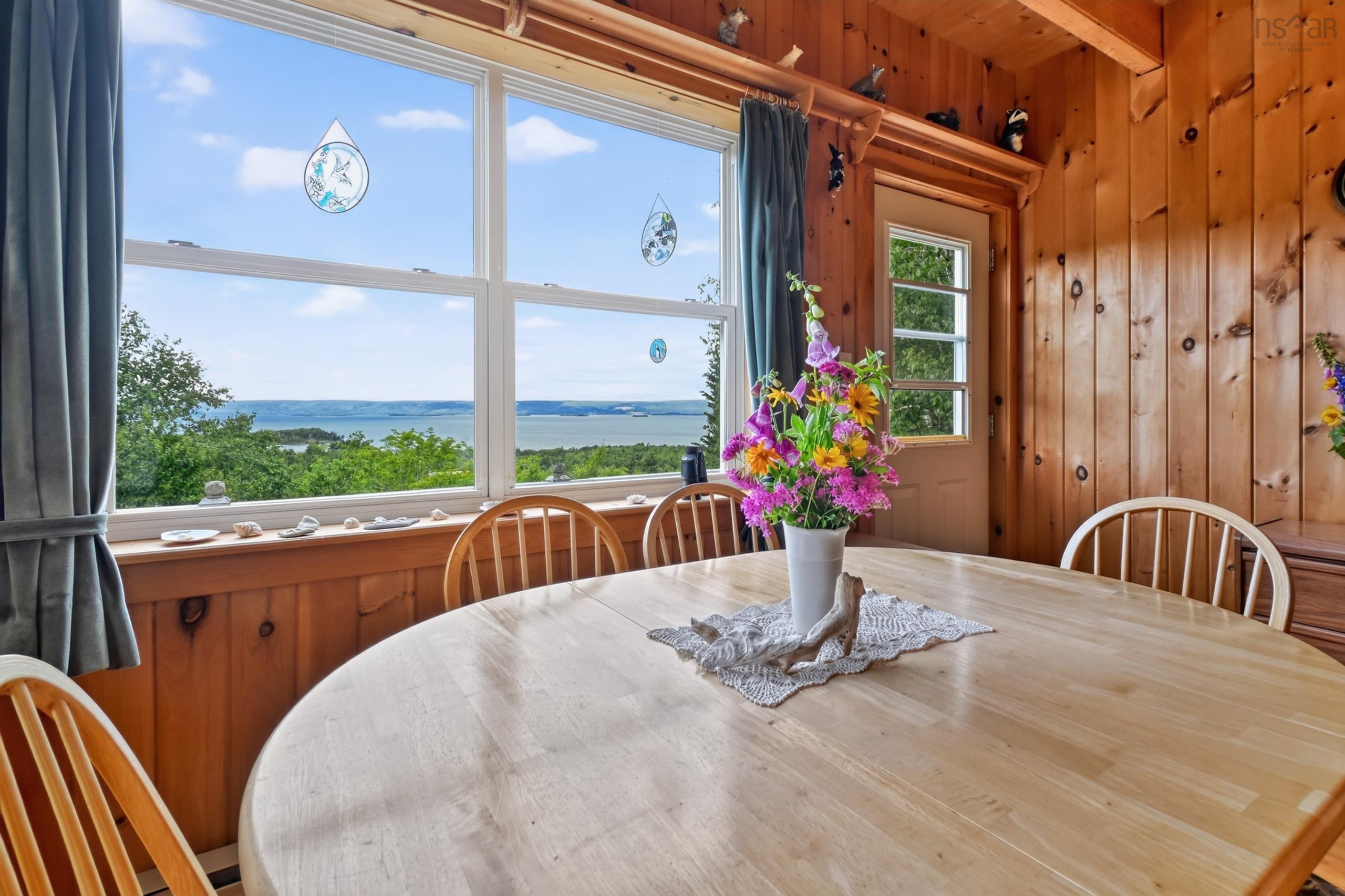 $279,000.00: 80 Diana Mountain Rd, The Points West Bay