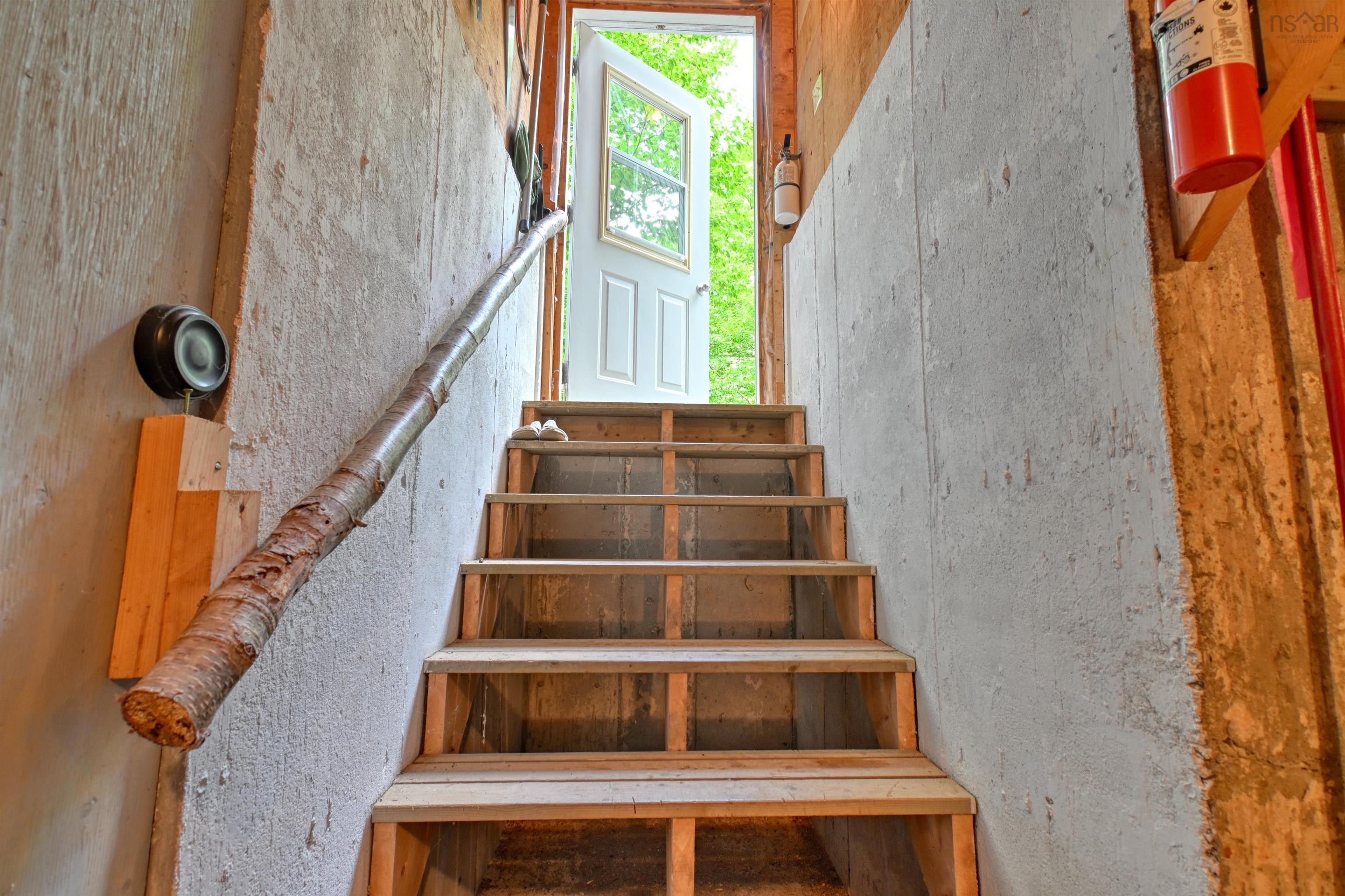 $279,000.00: 80 Diana Mountain Rd, The Points West Bay