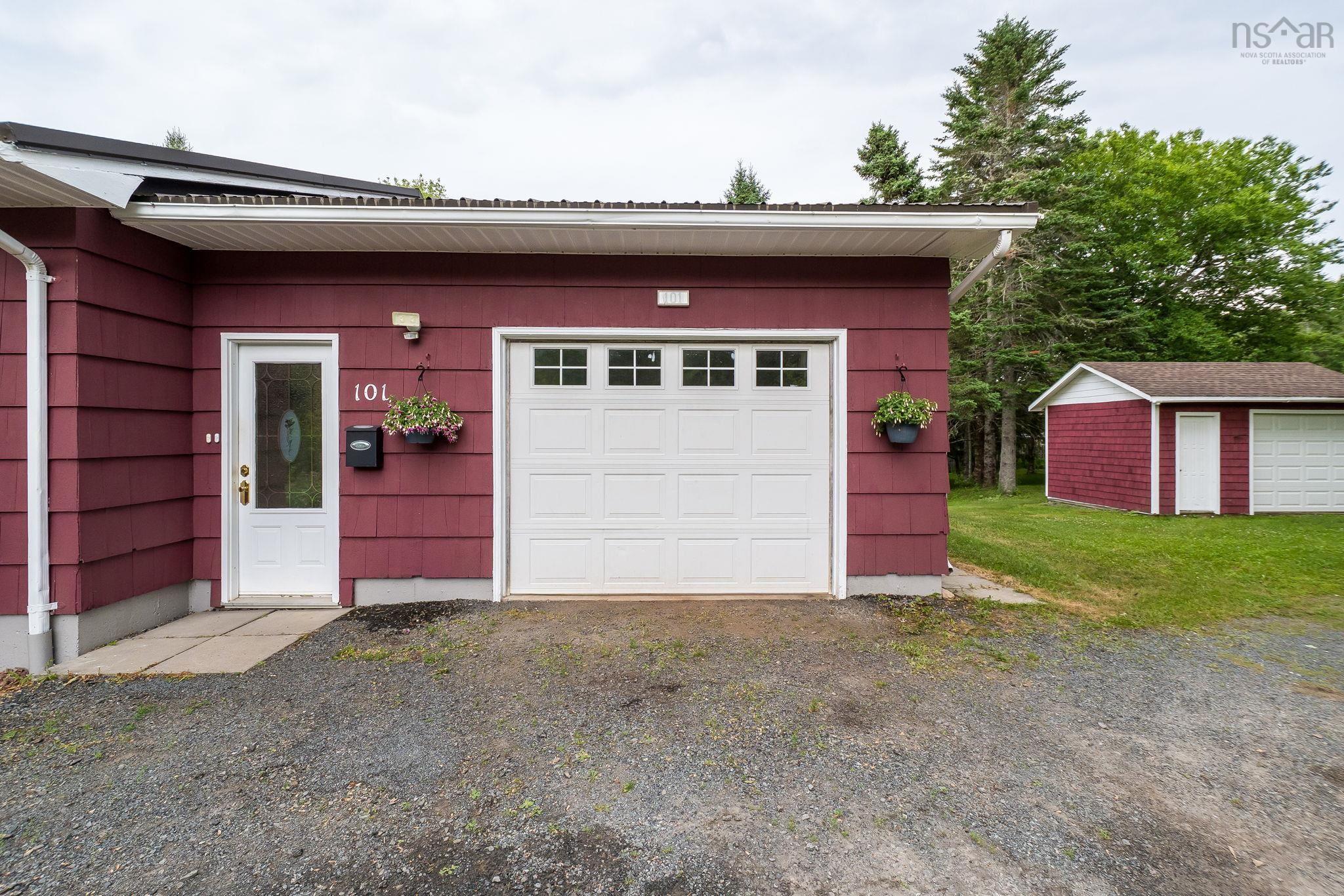 $669,900.00: 101 Etter Road, Mount Uniacke