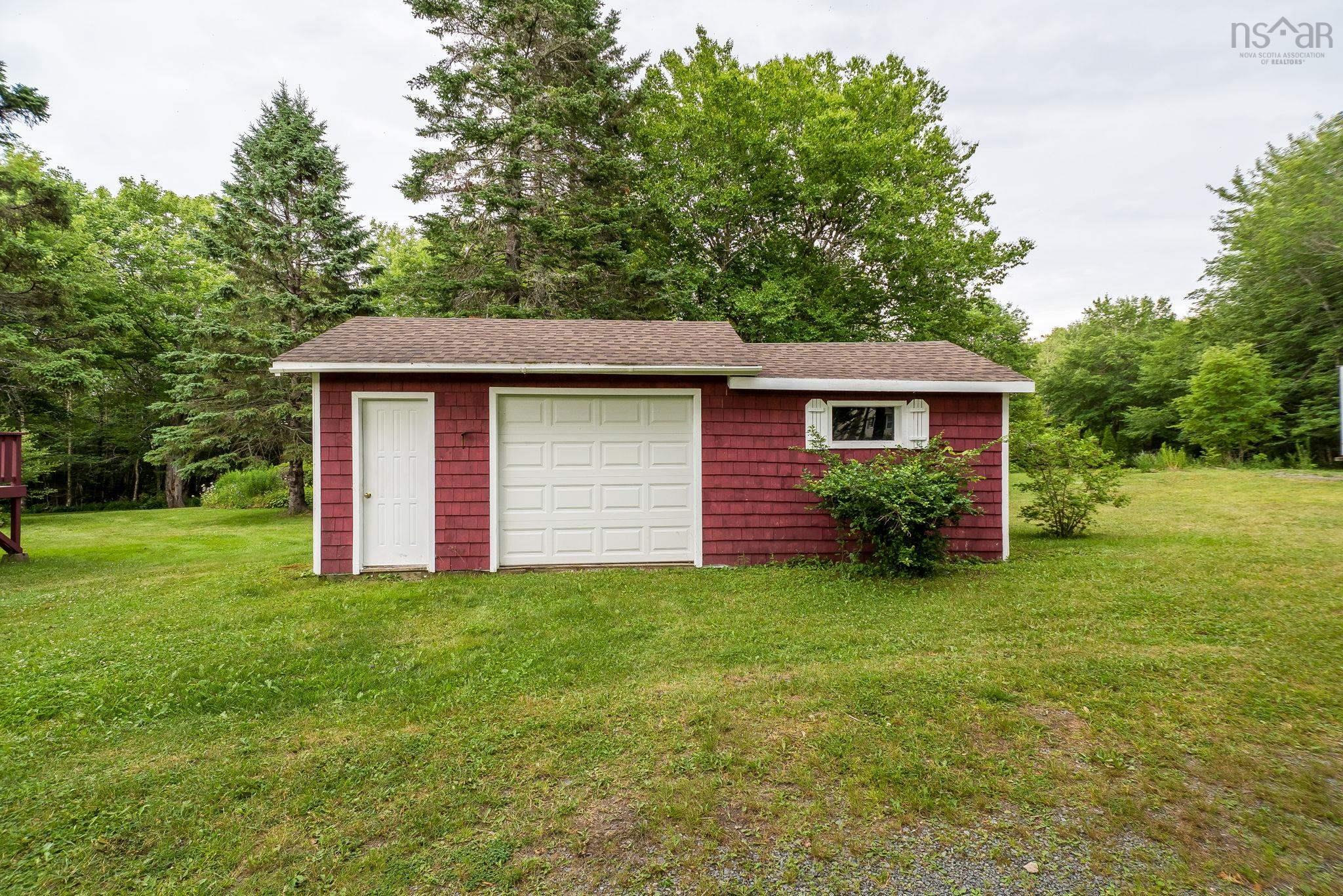 $669,900.00: 101 Etter Road, Mount Uniacke