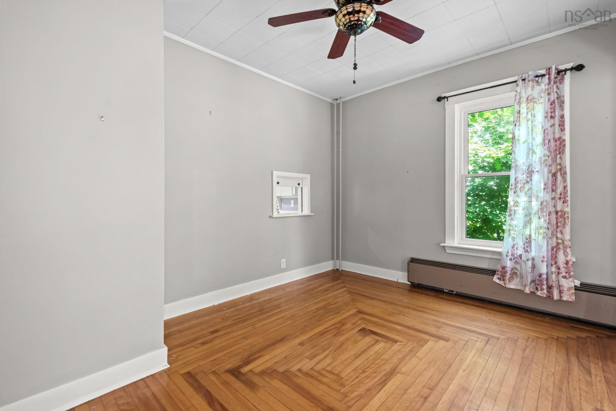 $329,000.00: 475 Albert Street, Windsor
