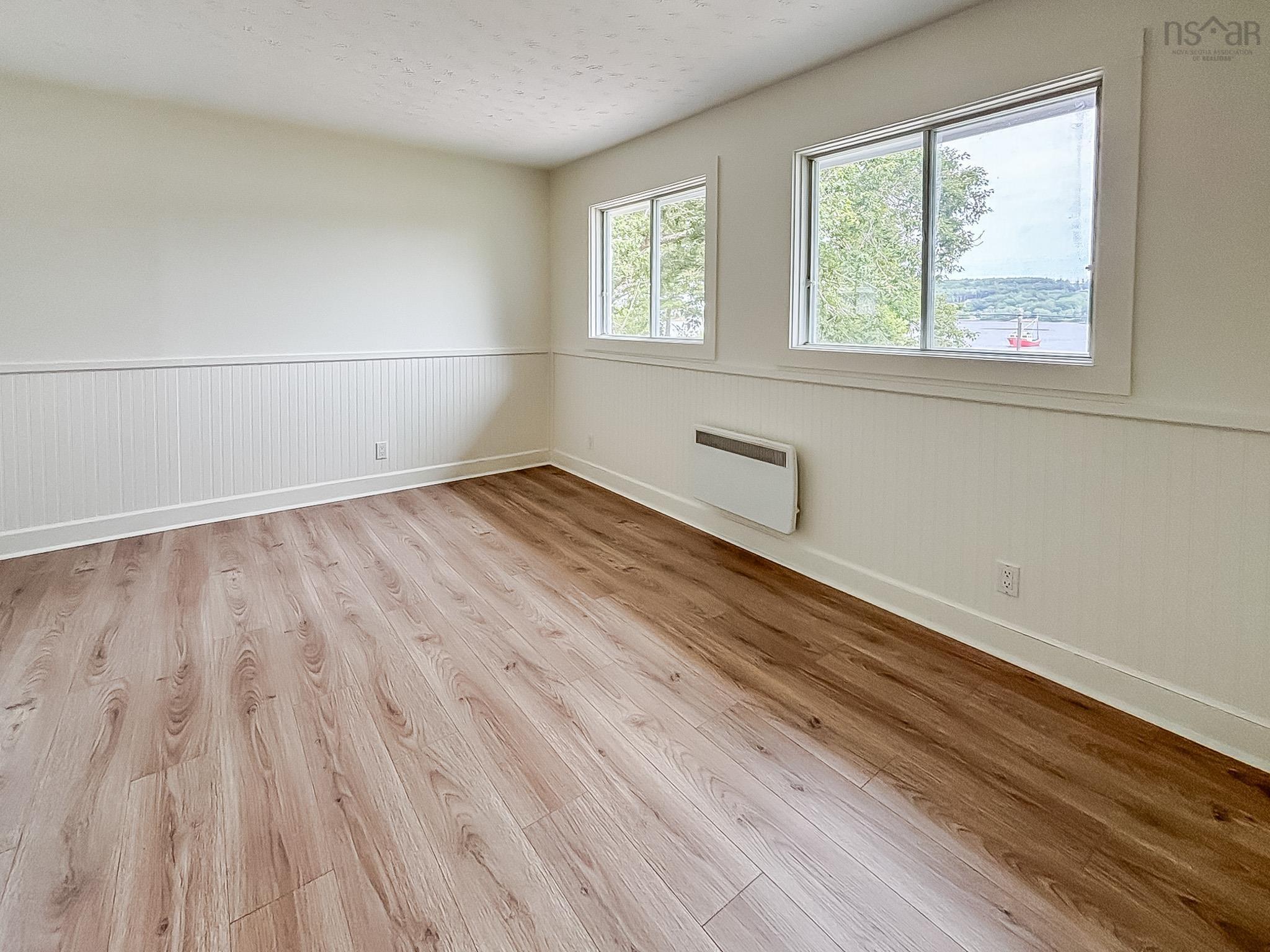 $434,900.00: 1868 Highway 331, West Lahave
