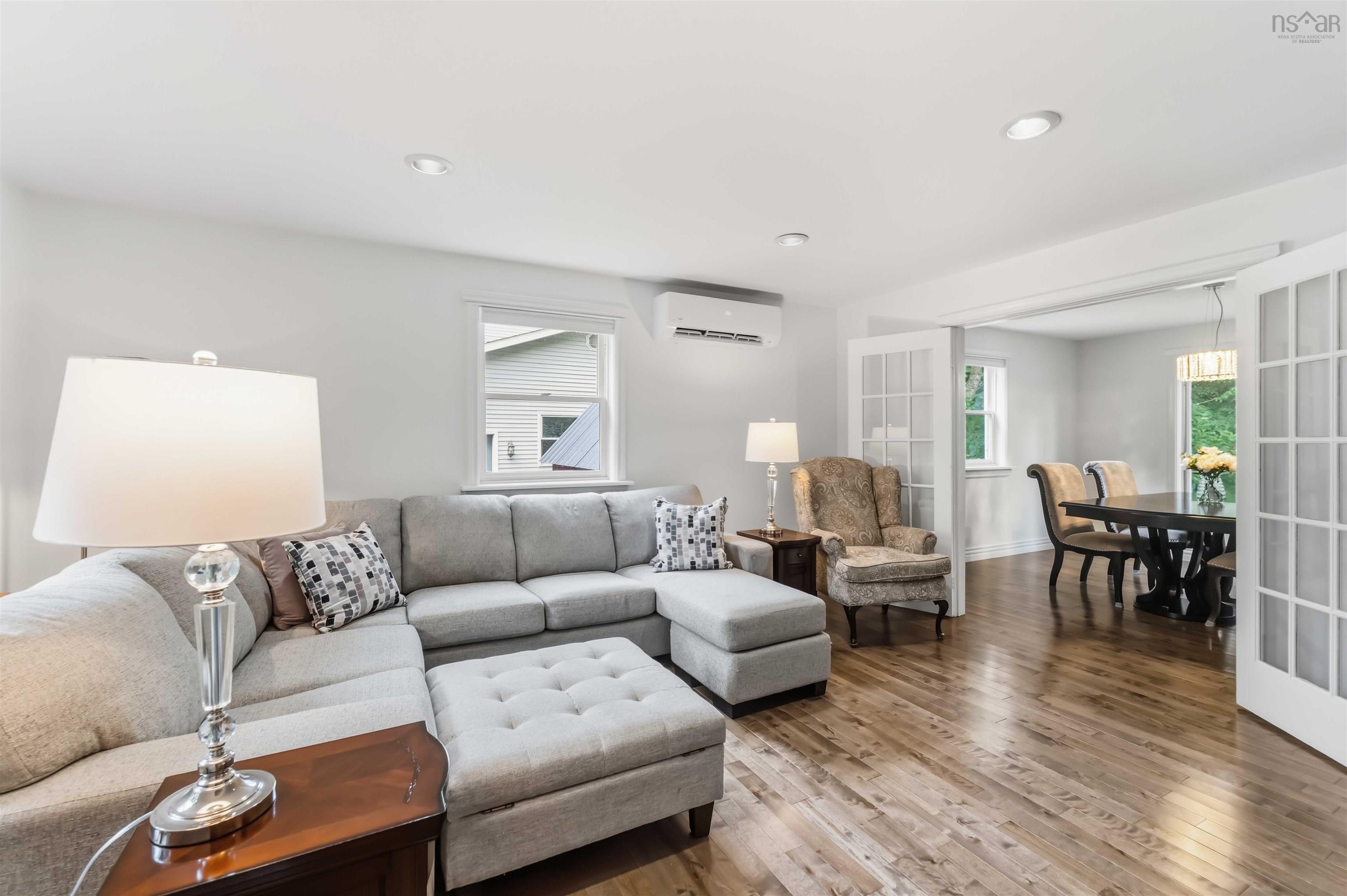 $549,999.00: 1558 Meghan Drive, Coldbrook