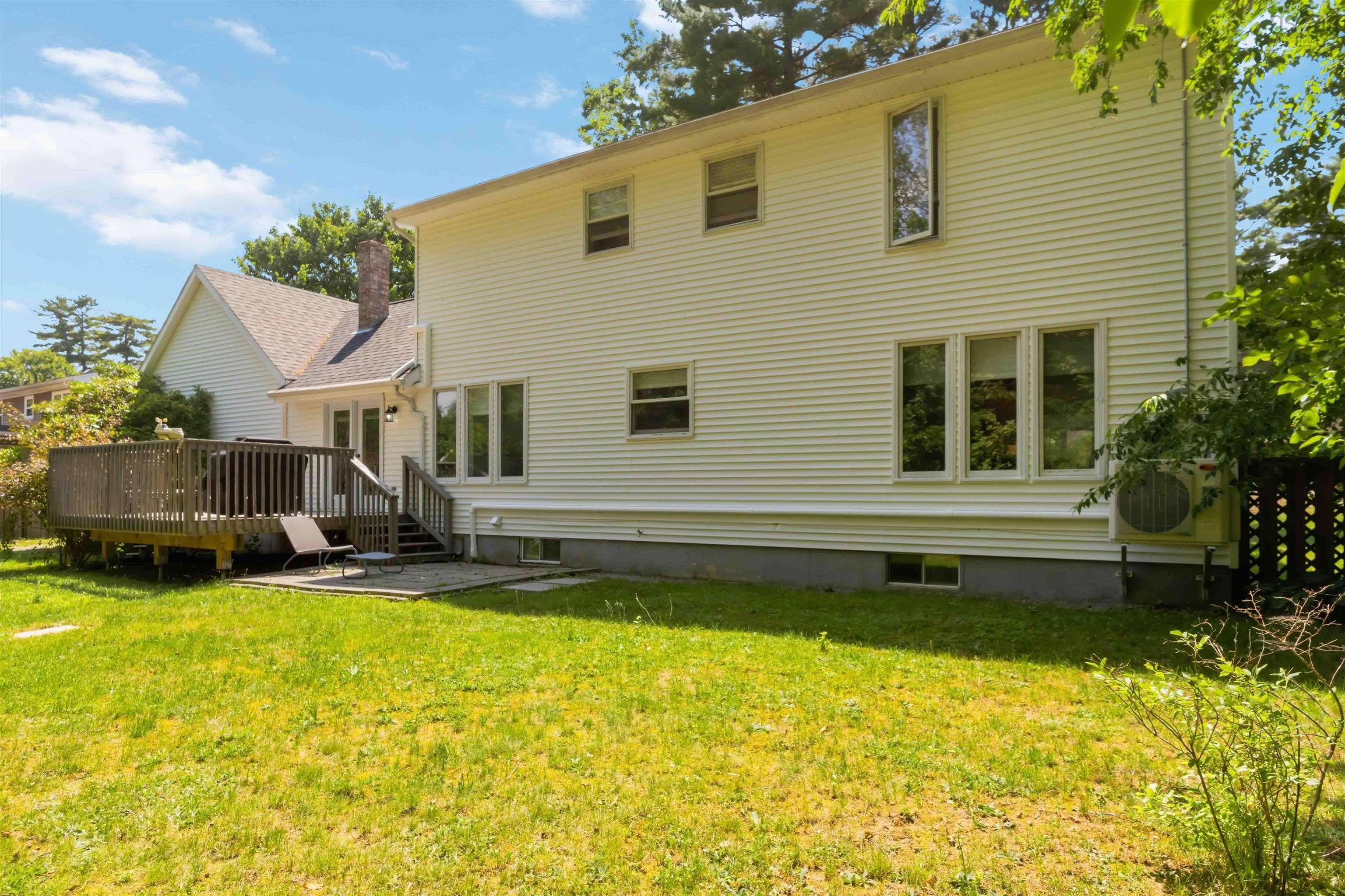 $549,999.00: 1558 Meghan Drive, Coldbrook