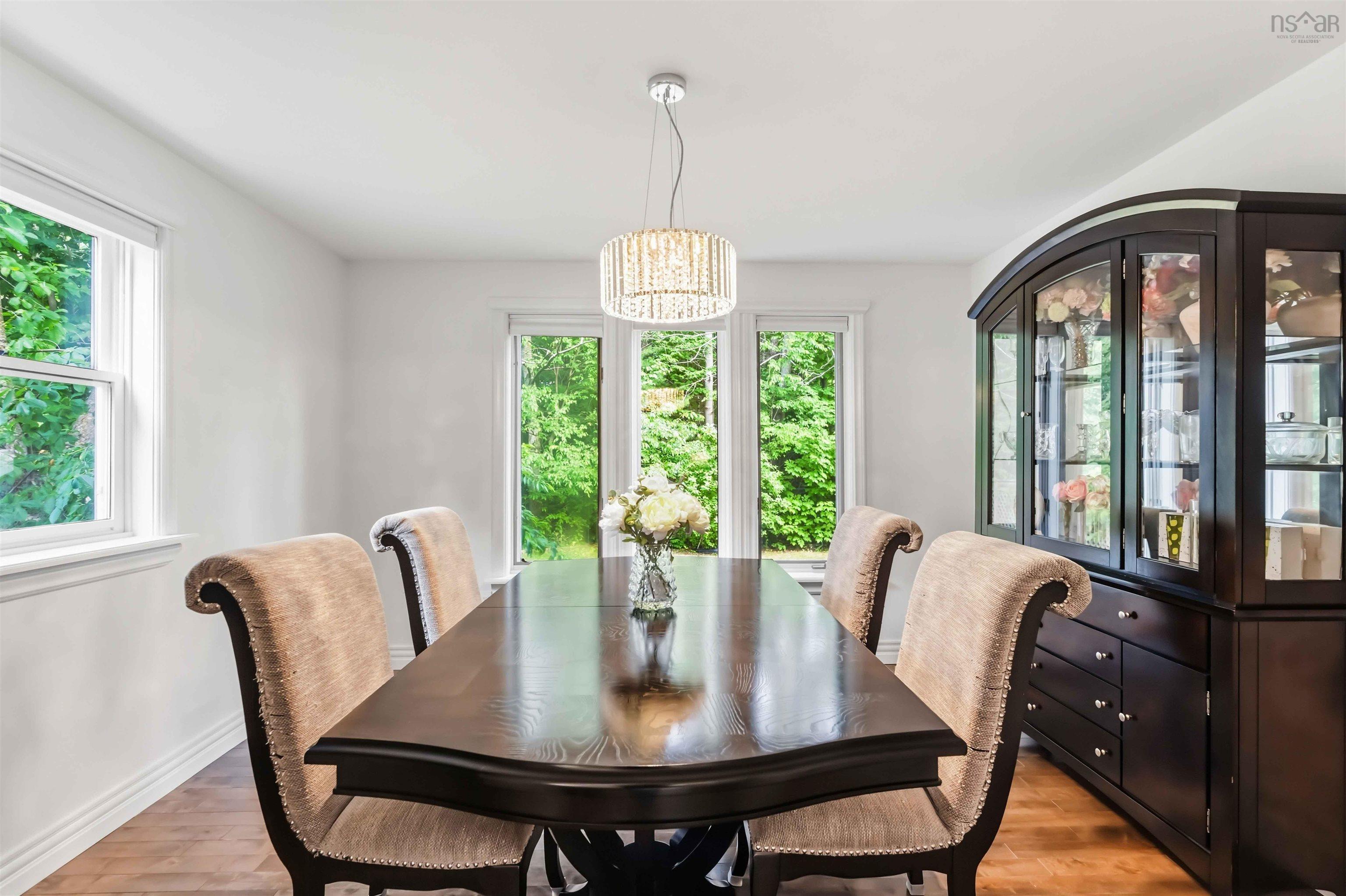 $549,999.00: 1558 Meghan Drive, Coldbrook