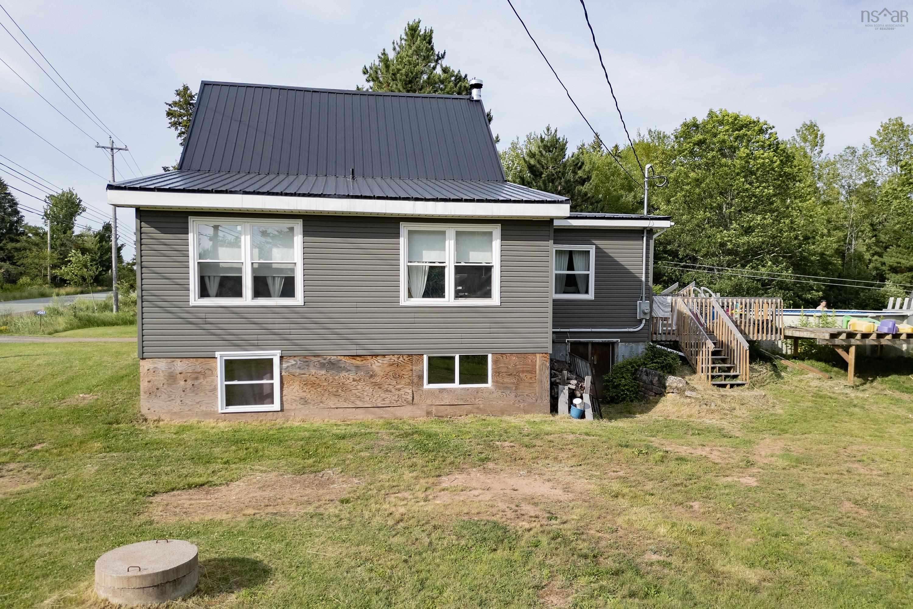 $299,000.00: 4062 Highway 321, Oxford Junction