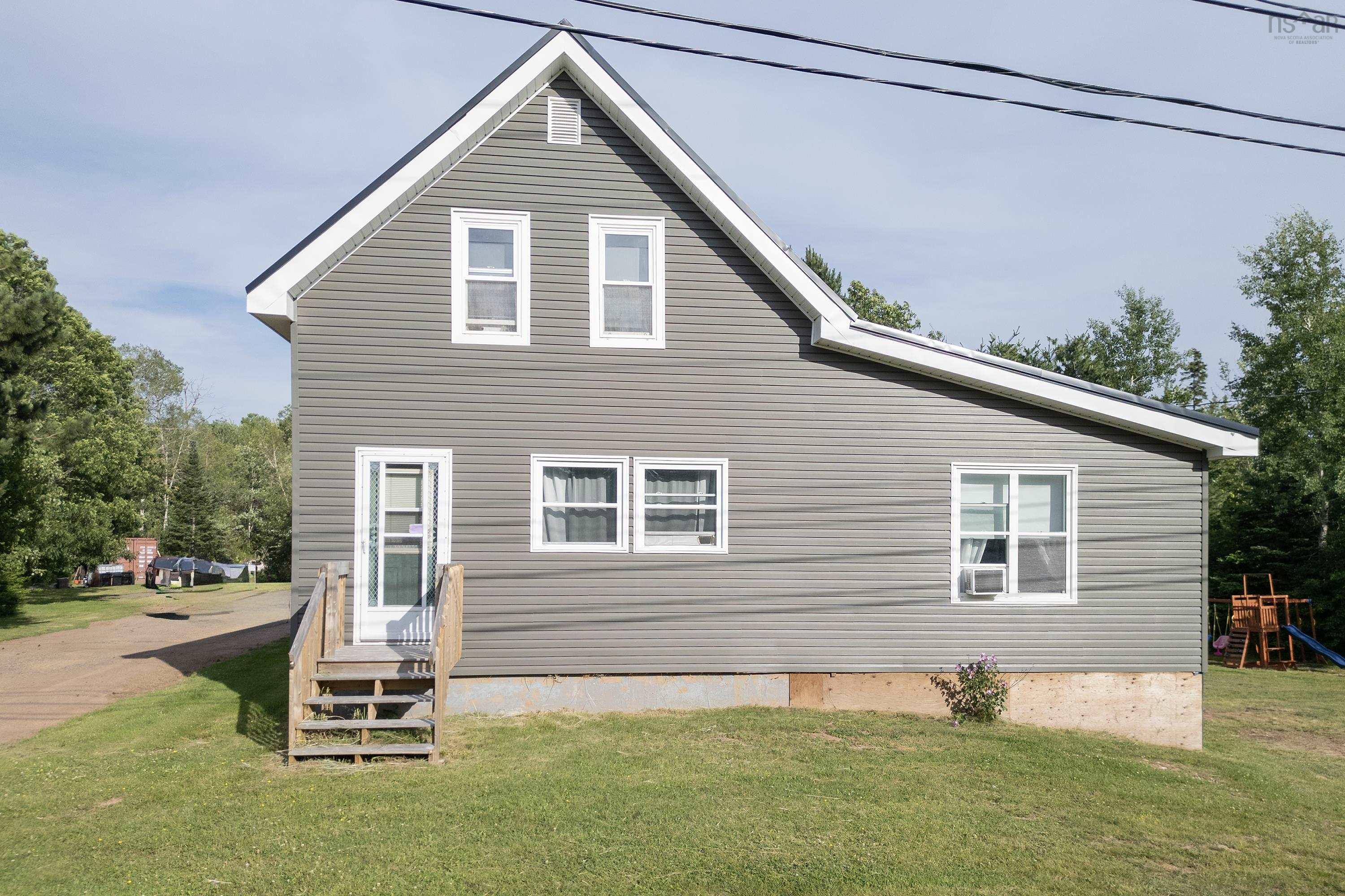 $299,000.00: 4062 Highway 321, Oxford Junction
