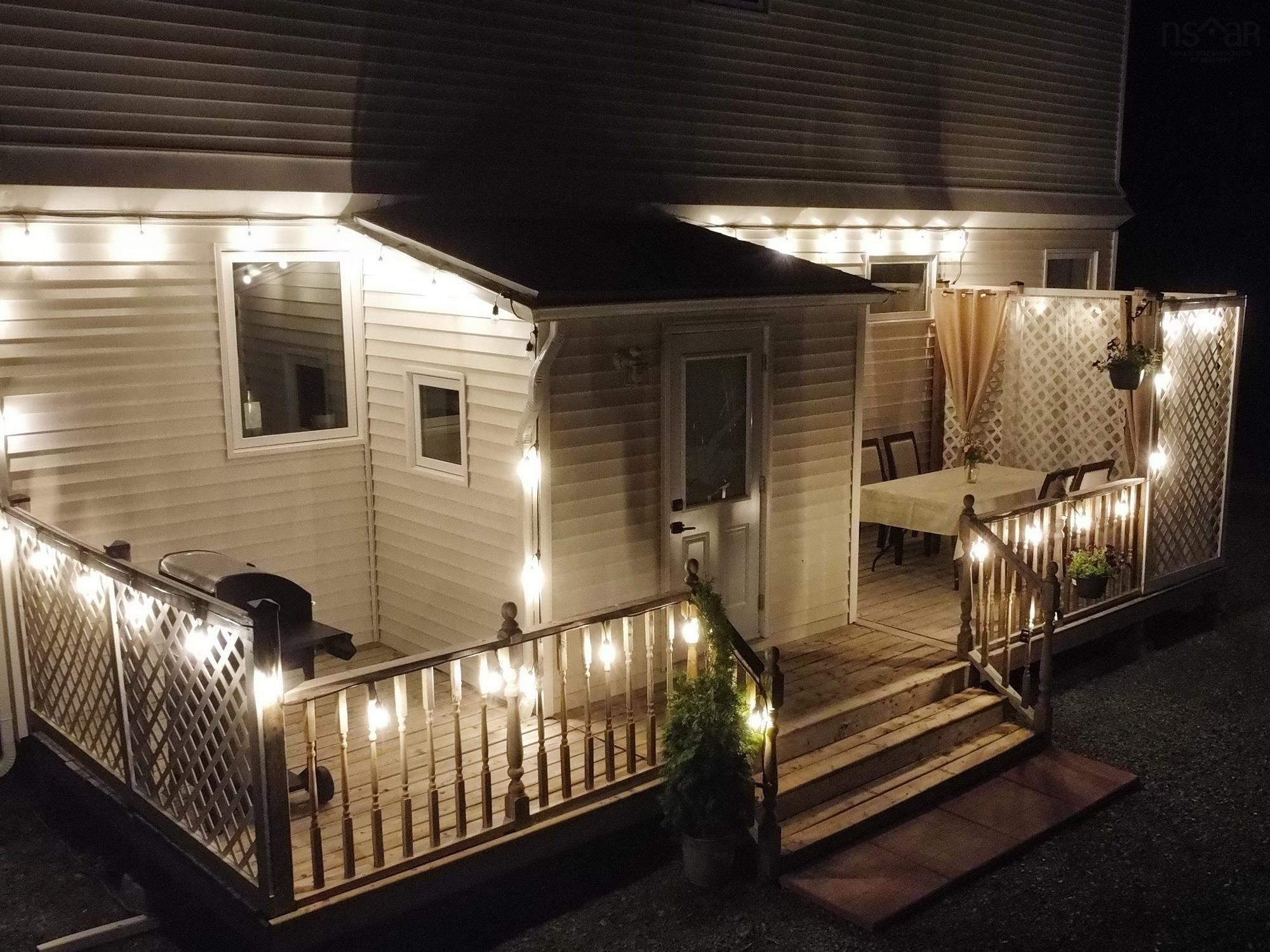 $599,900.00: 2790 Highway 2, Shubenacadie