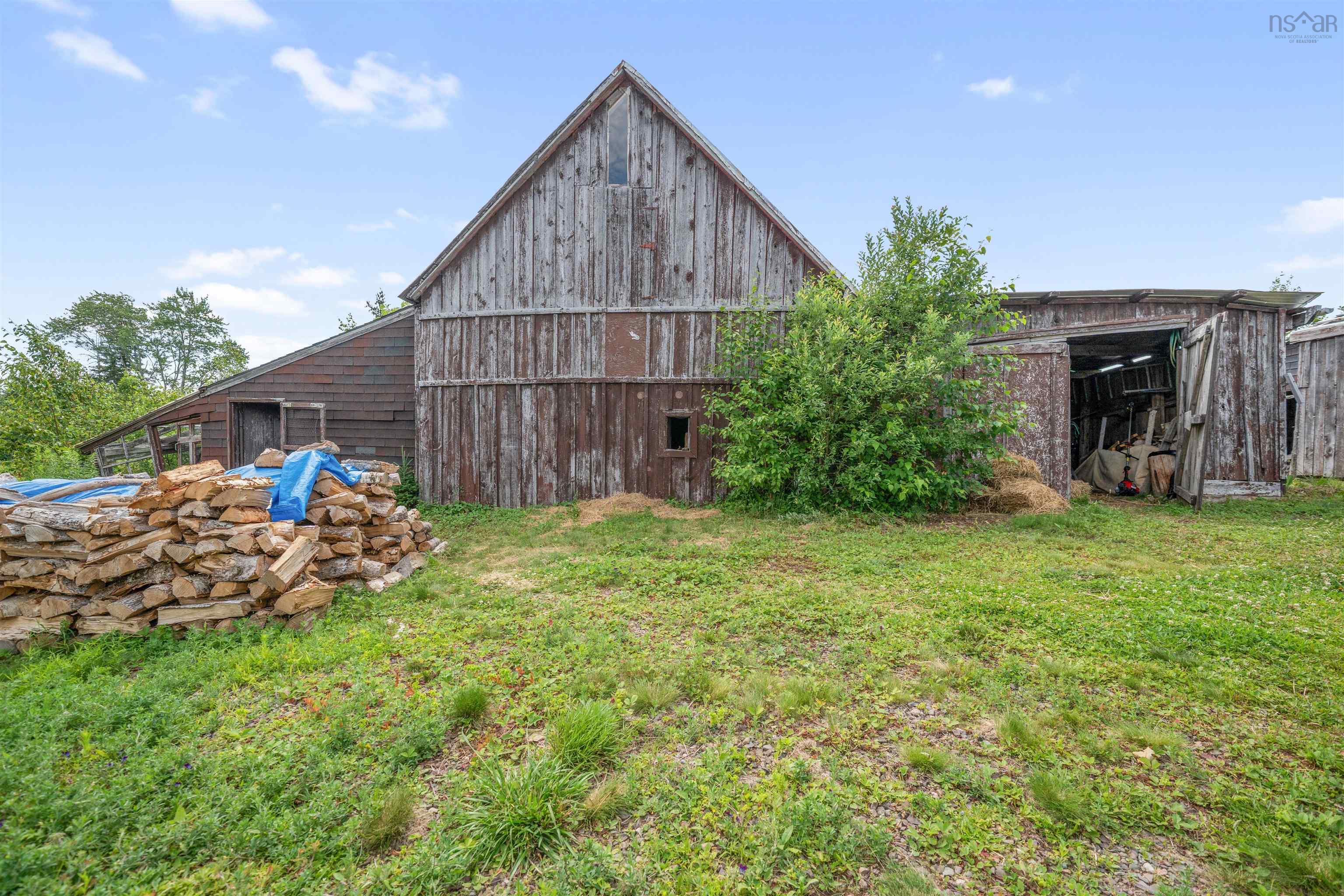 $255,000.00: 111 Minto Road, Black River