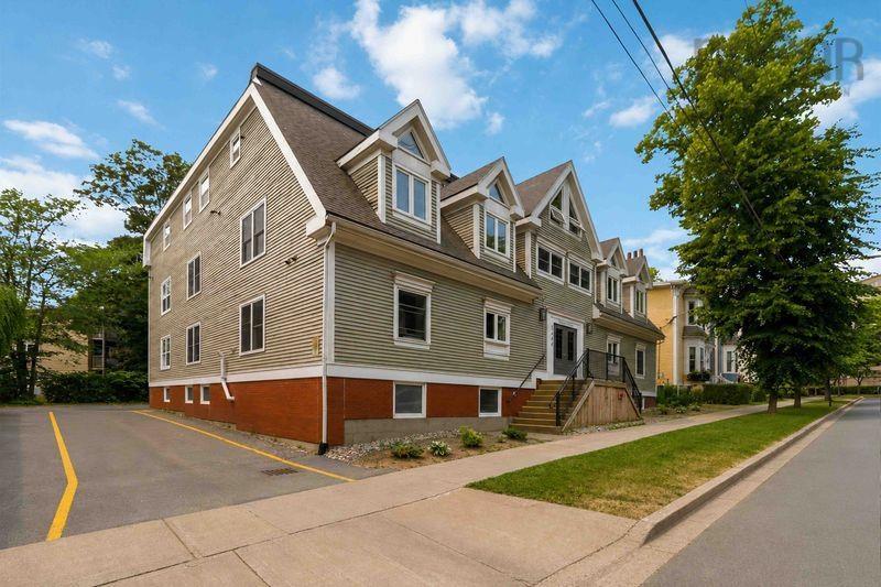12 5444 Victoria Road, Halifax Peninsula, NS (MLS 202617785)