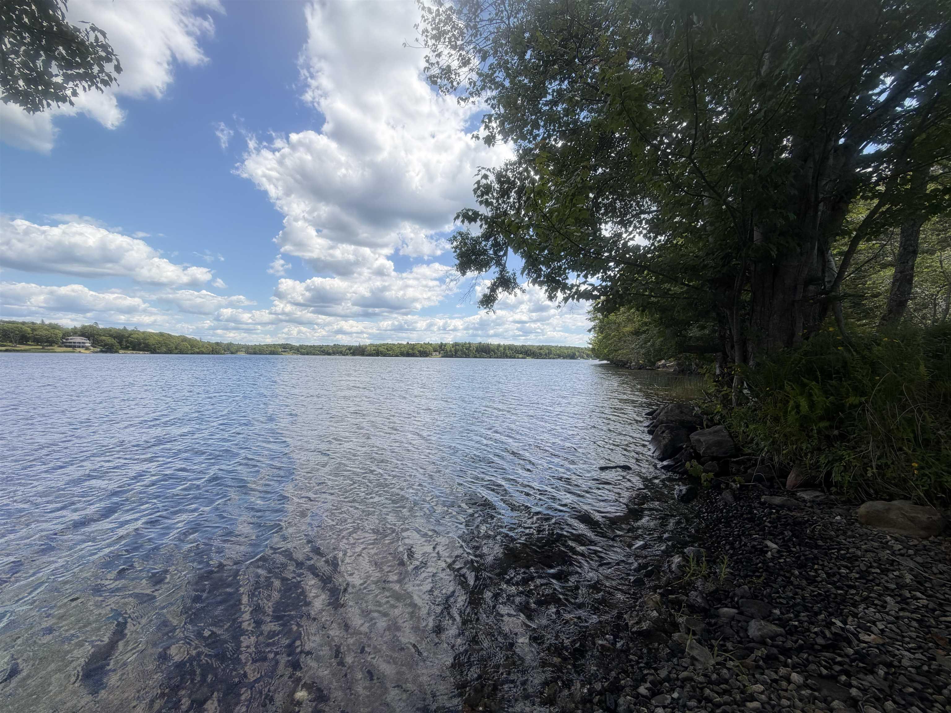 $325,000.00: 368 Lake Annis Road, Brazil Lake
