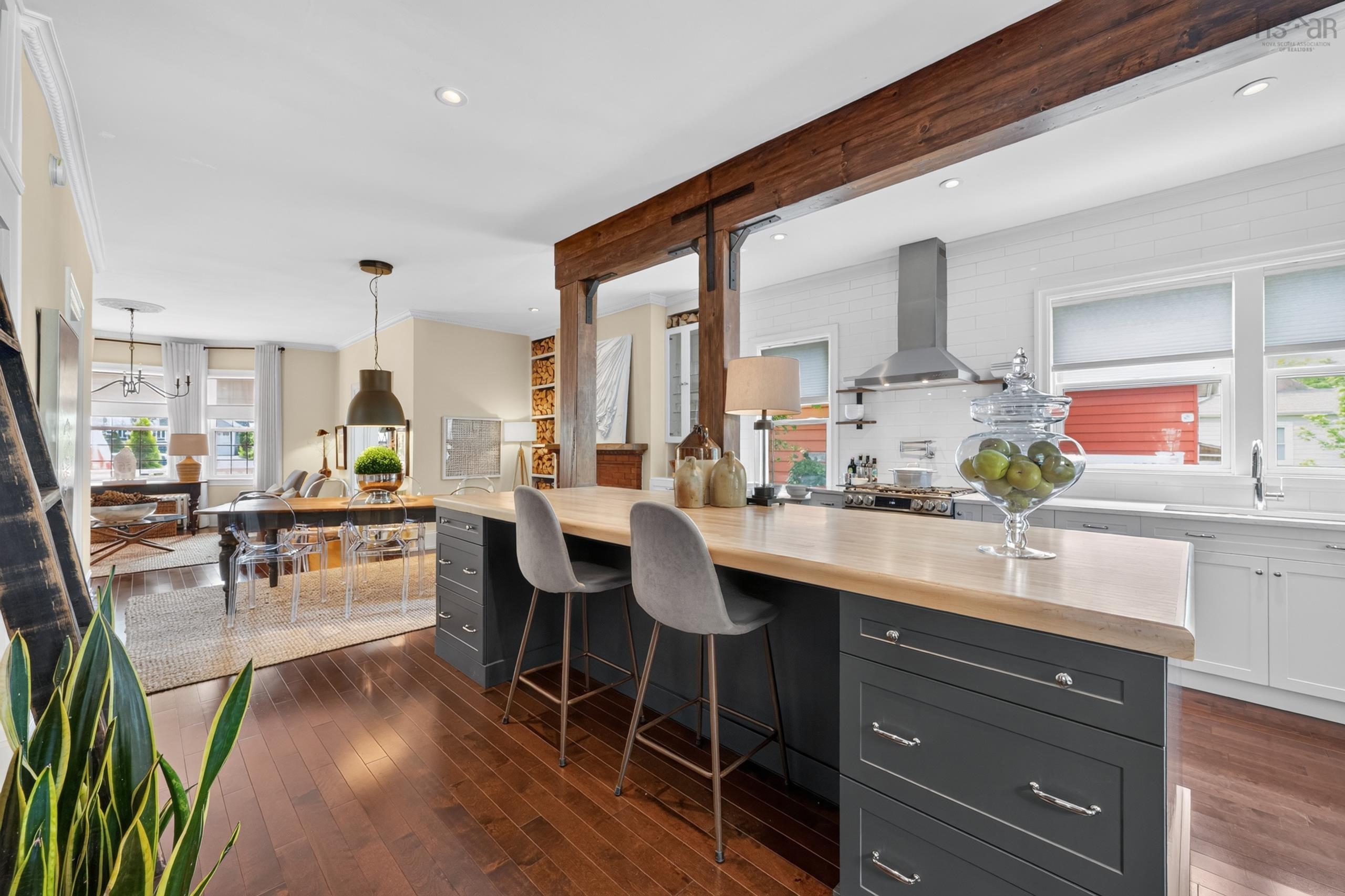 $699,000.00: 83 Whitney Avenue, Sydney