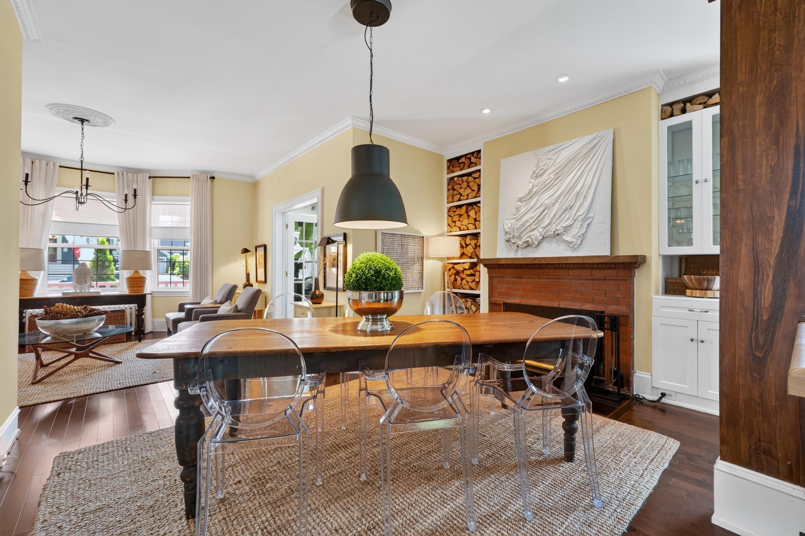 $699,000.00: 83 Whitney Avenue, Sydney