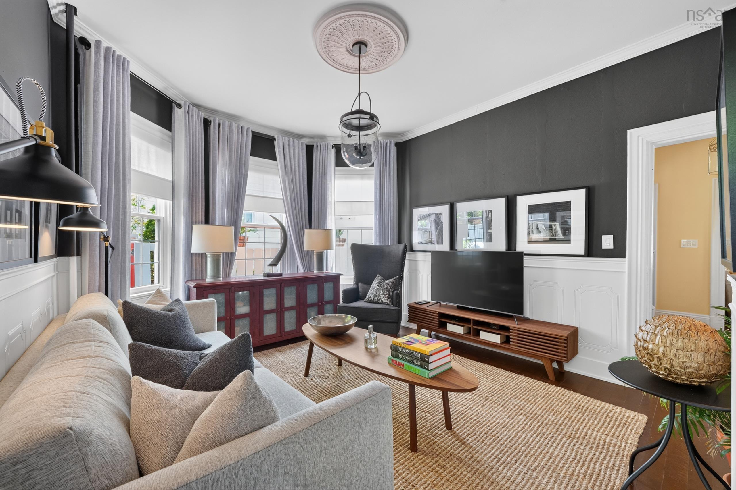 $699,000.00: 83 Whitney Avenue, Sydney