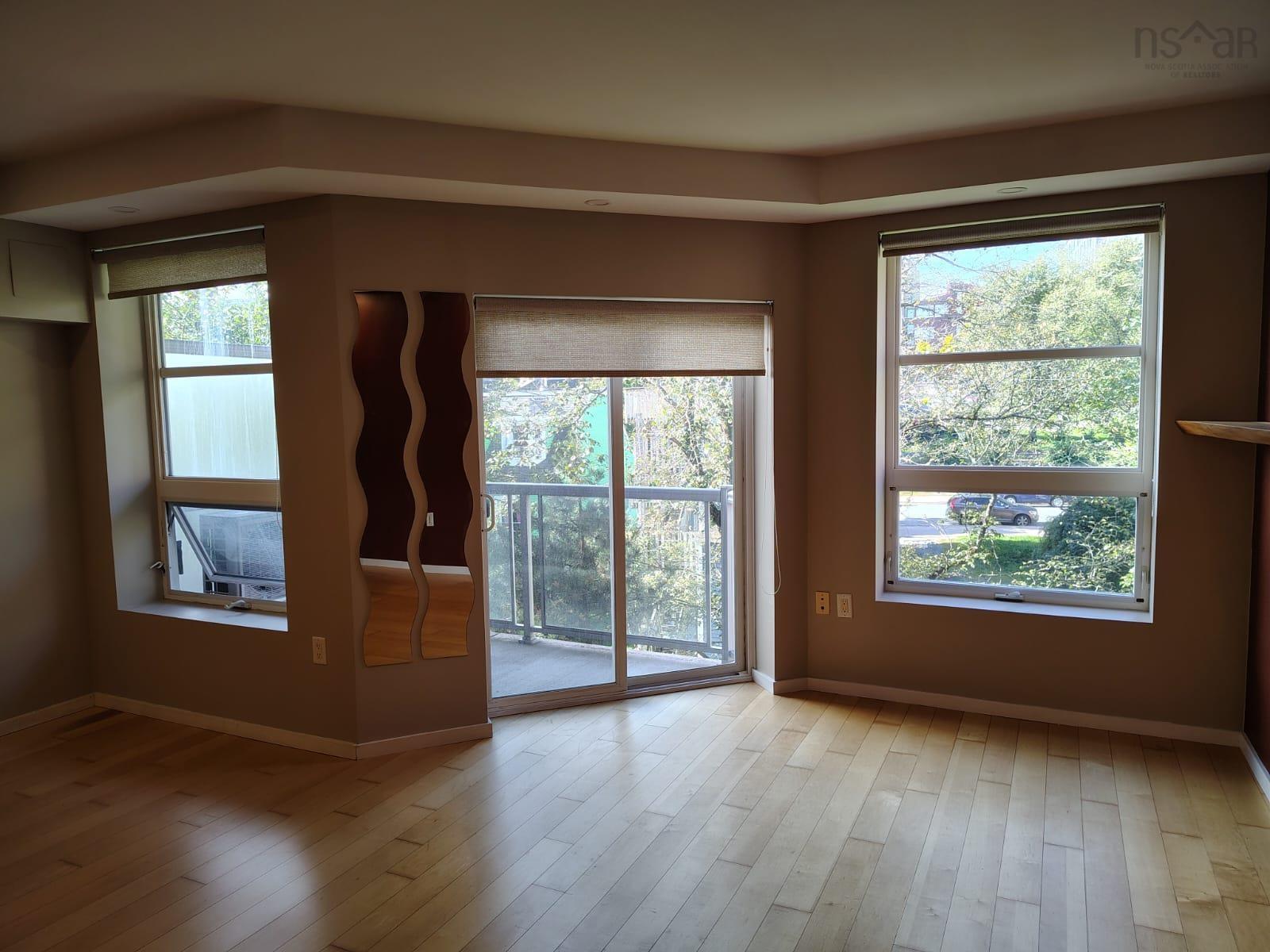 $385,000.00: 412 5221 Nora Bernard Street, Halifax