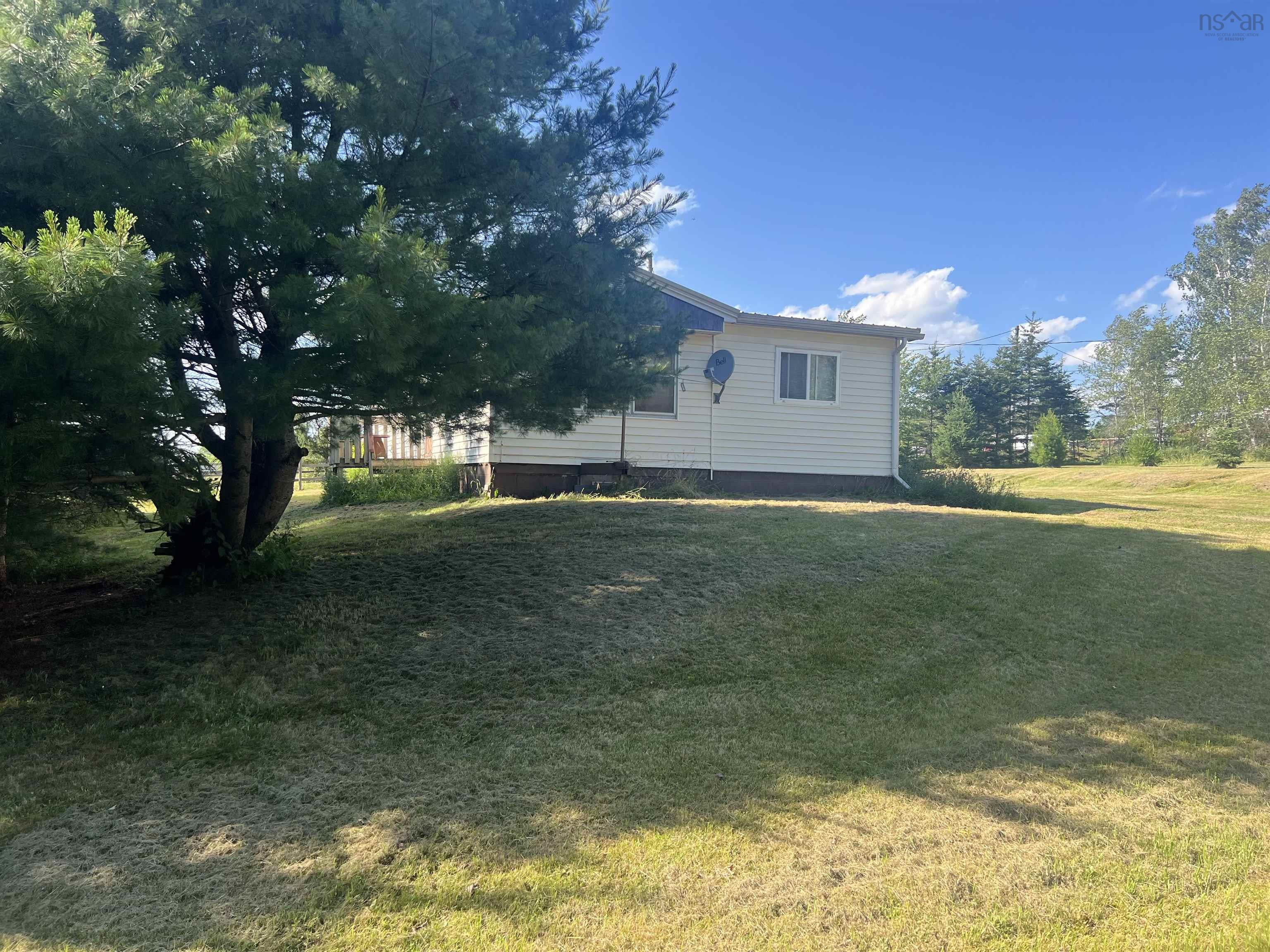 $235,000.00: 1813 Highway 2, Hilden