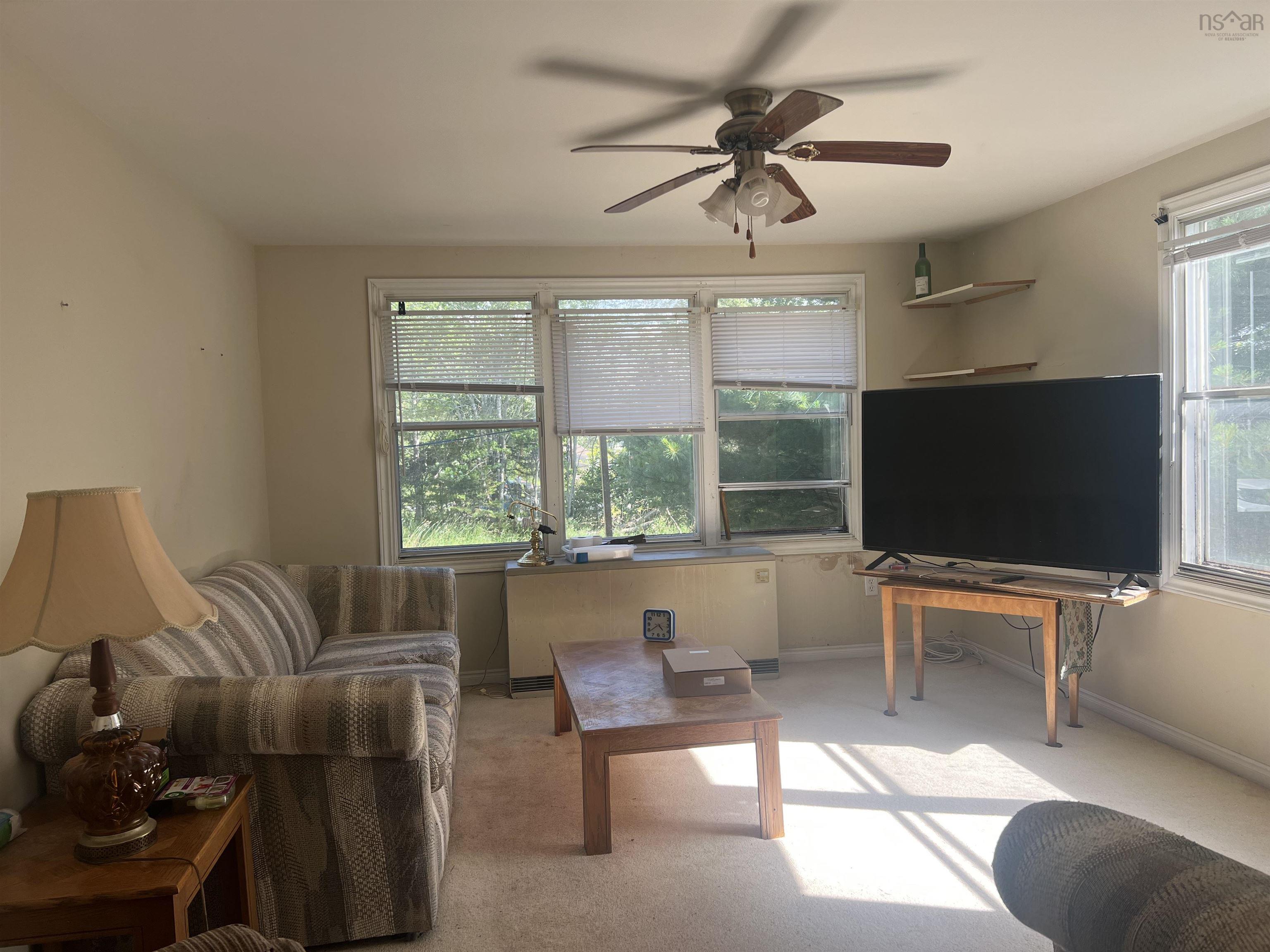 $235,000.00: 1813 Highway 2, Hilden