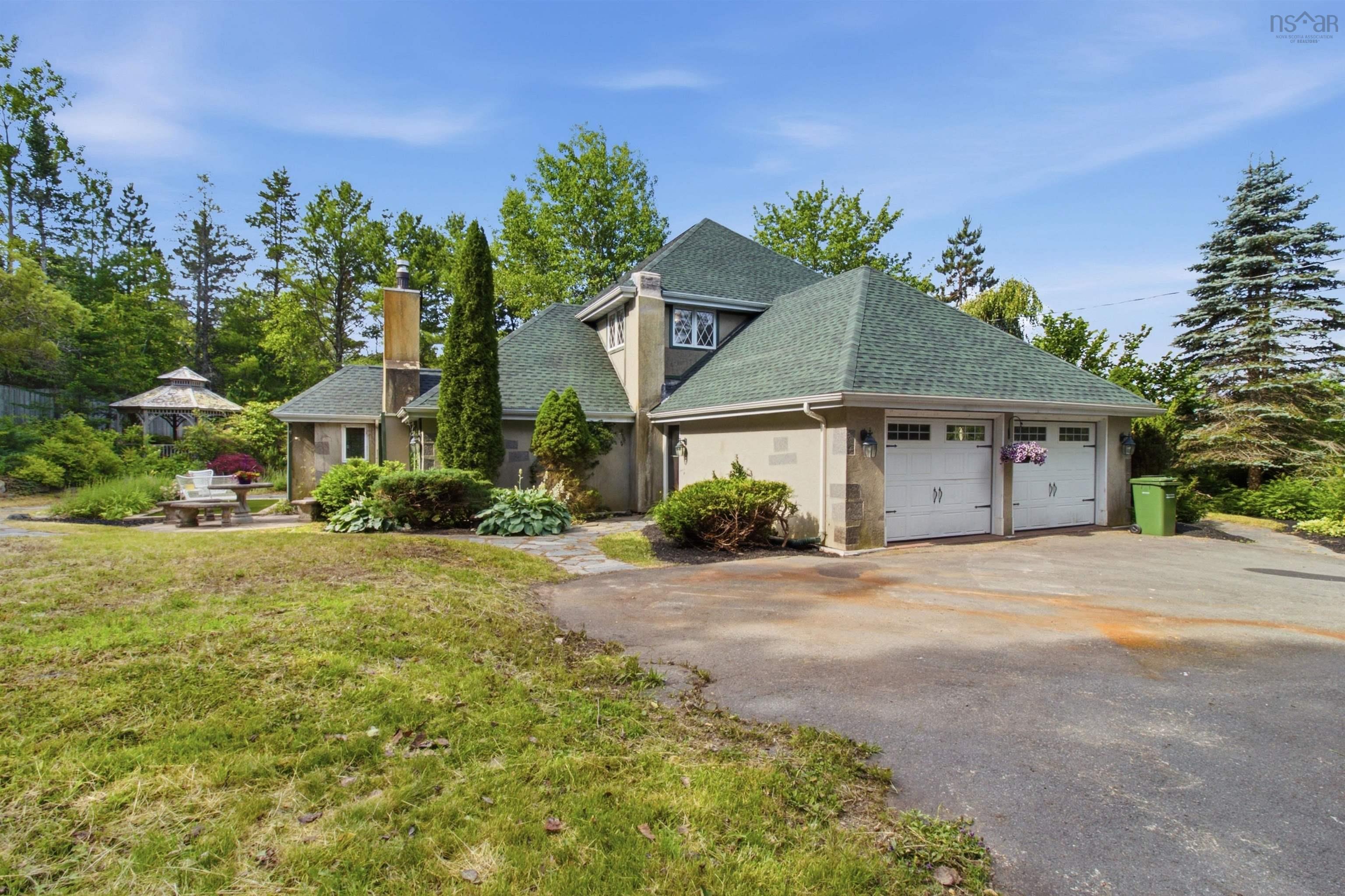 $825,000.00: 43 Karen Avenue, Fall River