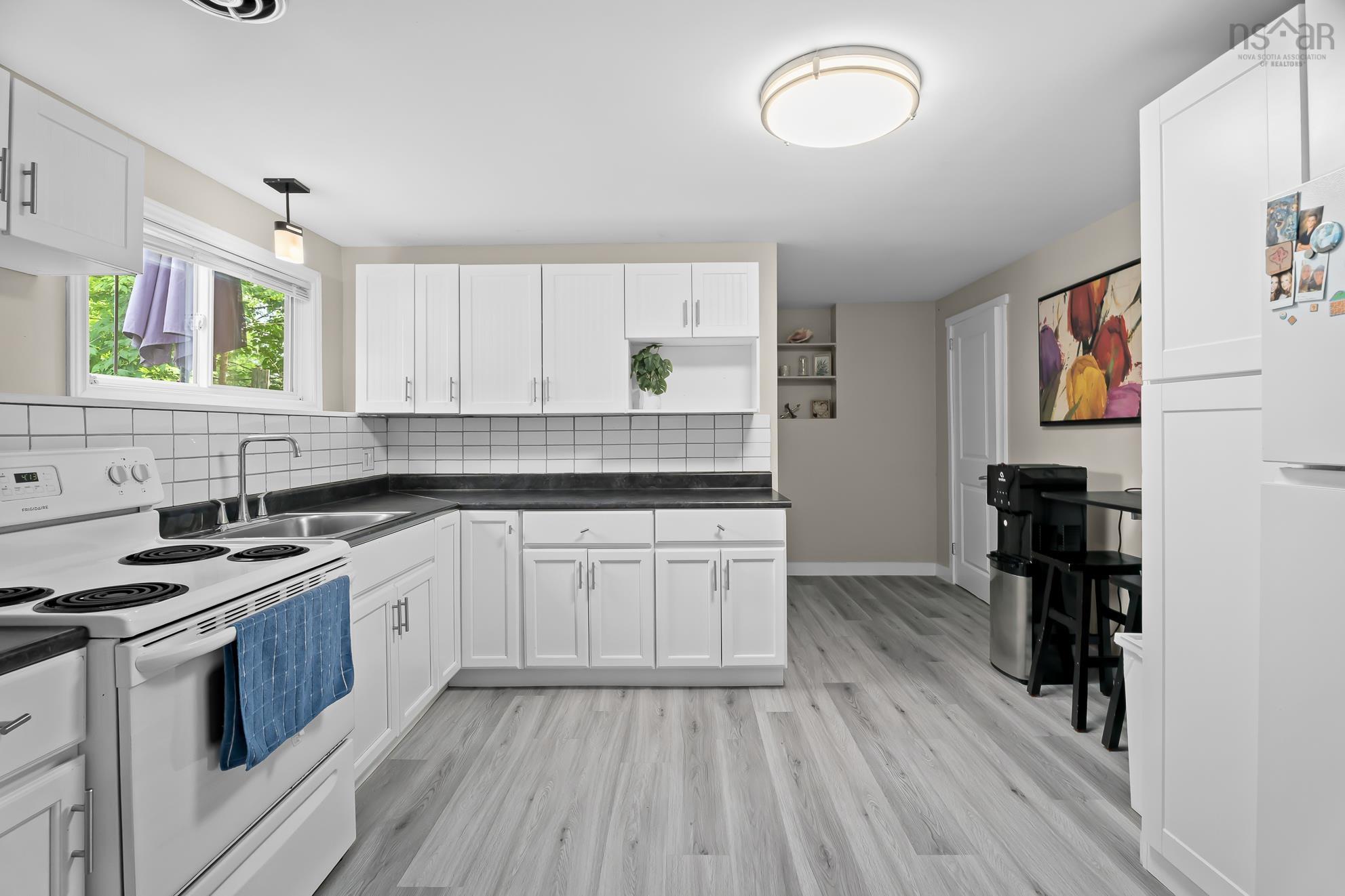 241 & 239 Lockview Road, Fall River, NS (MLS 202617865)