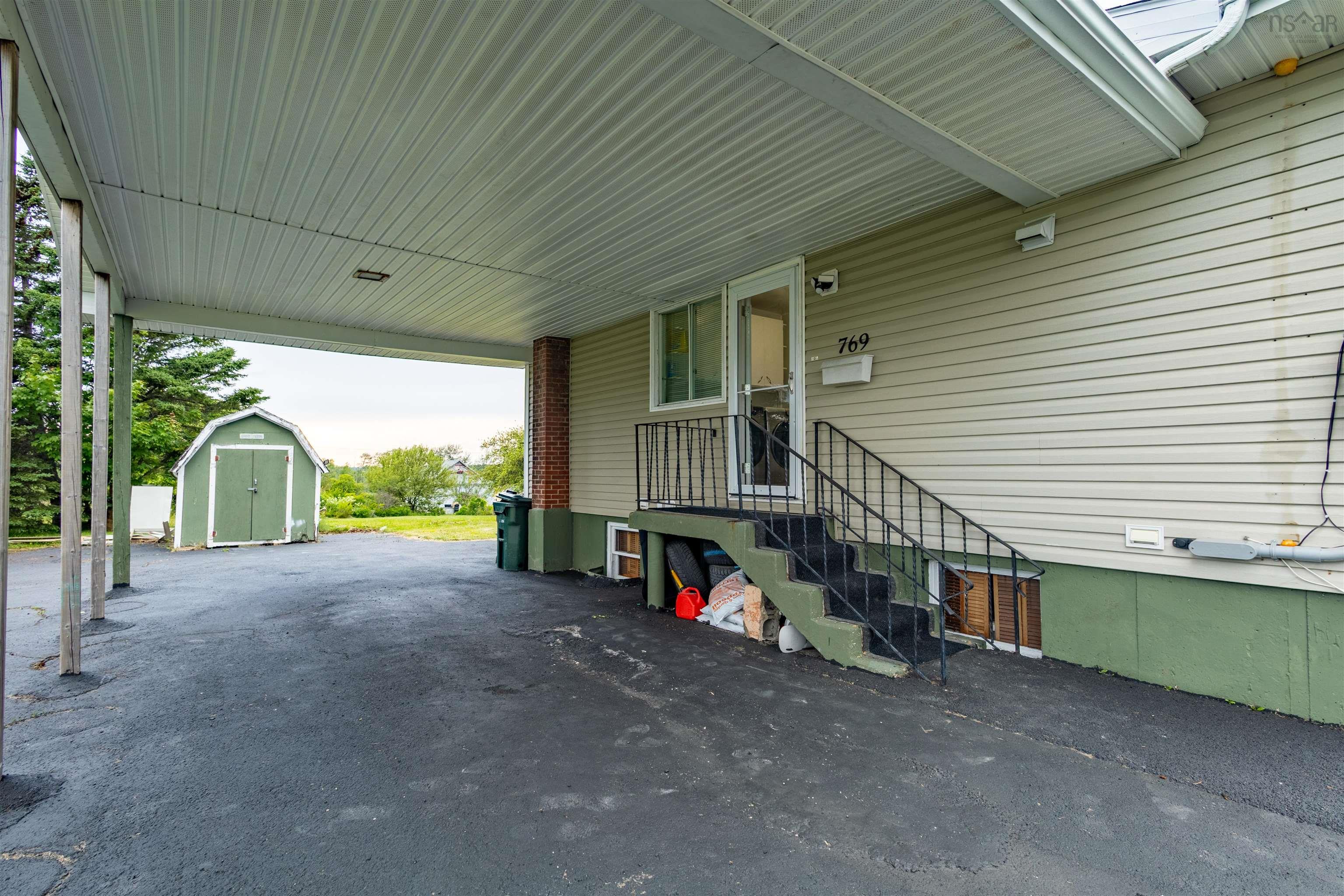 $289,000.00: 769 Heelan Street, New Waterford