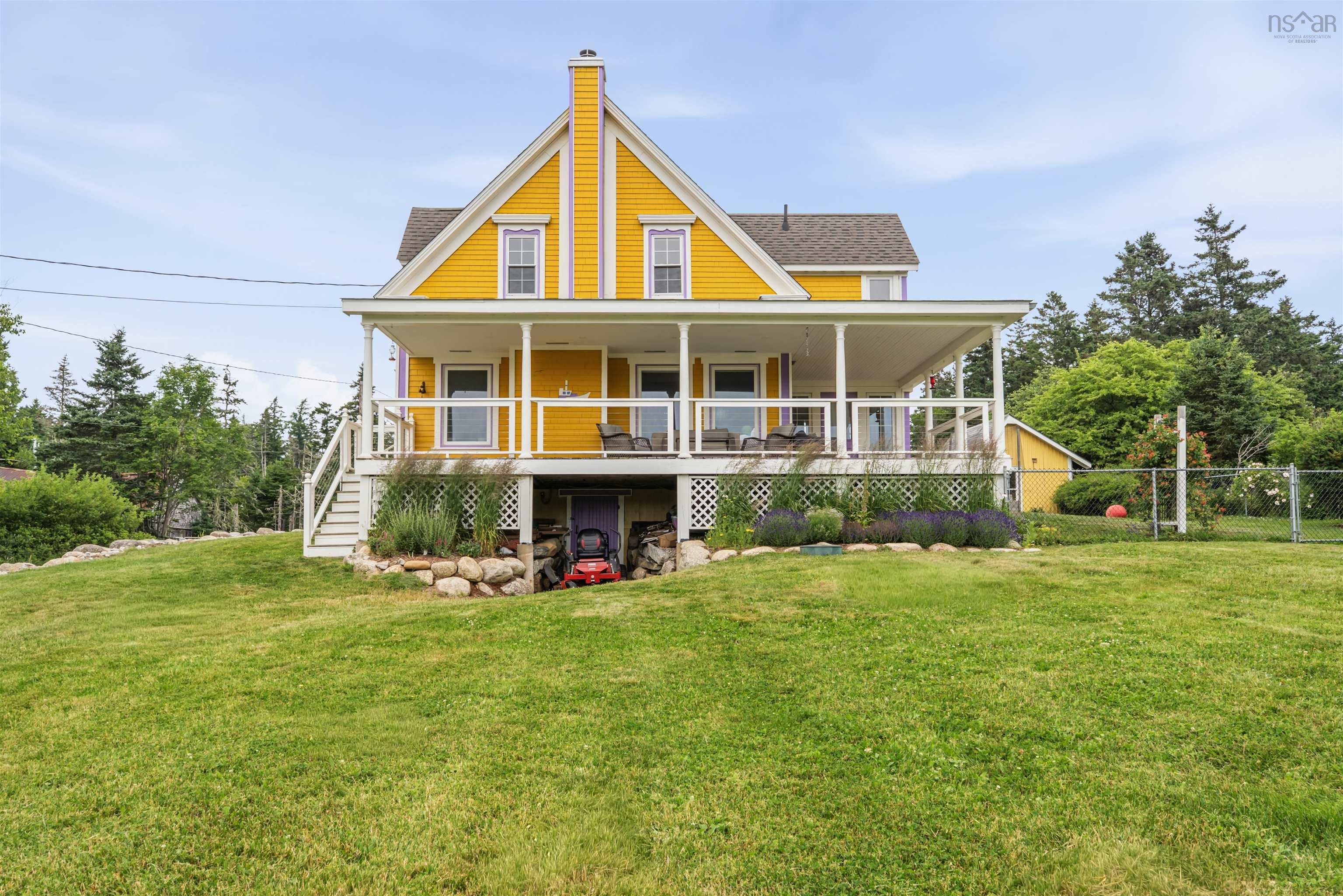 $699,000.00: 1127 Feltzen South Road, Feltzen South