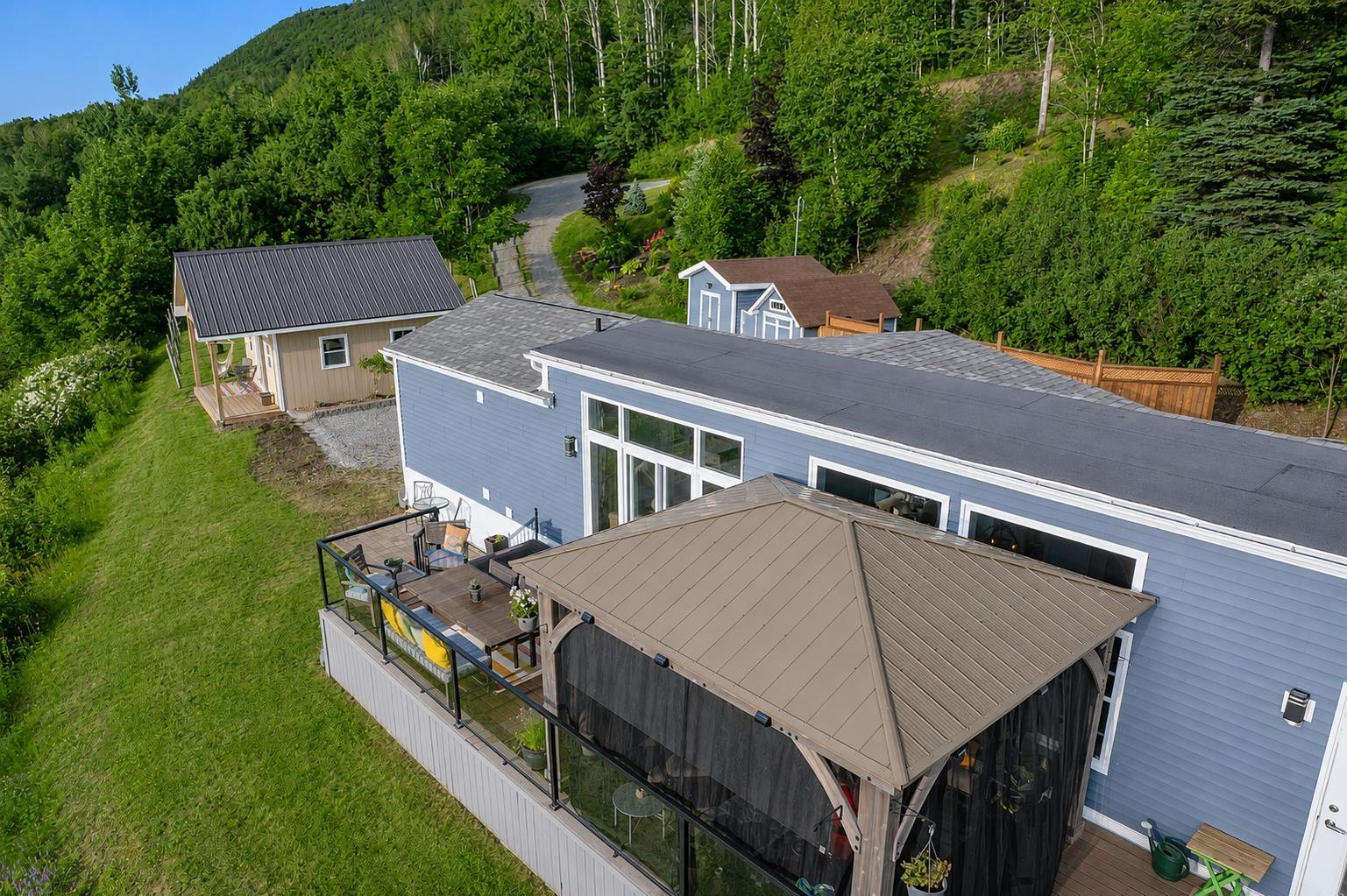 $439,000.00: 3500 Long Island Road, Long Island