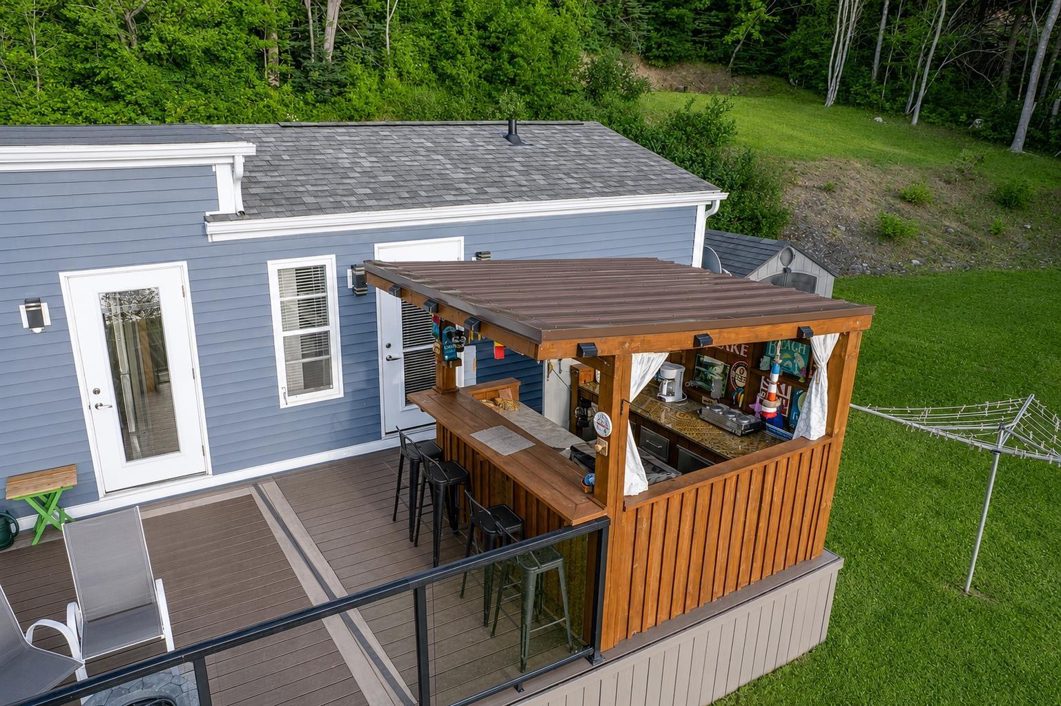 $439,000.00: 3500 Long Island Road, Long Island