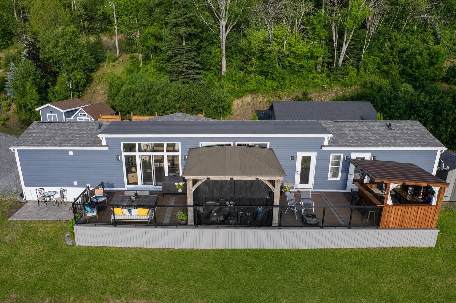 $439,000.00: 3500 Long Island Road, Long Island
