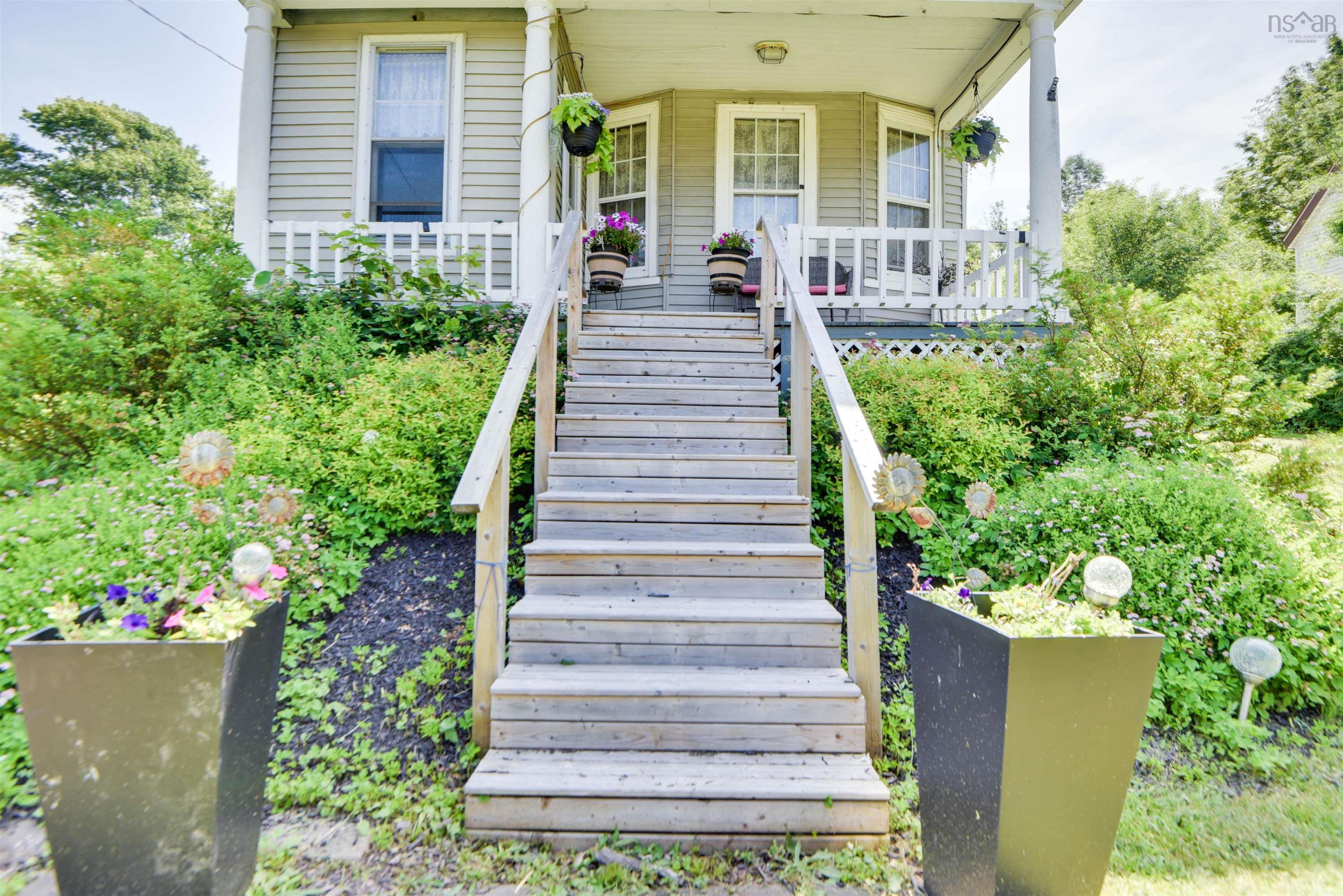 $239,900.00: 476 Trenton Road, New Glasgow