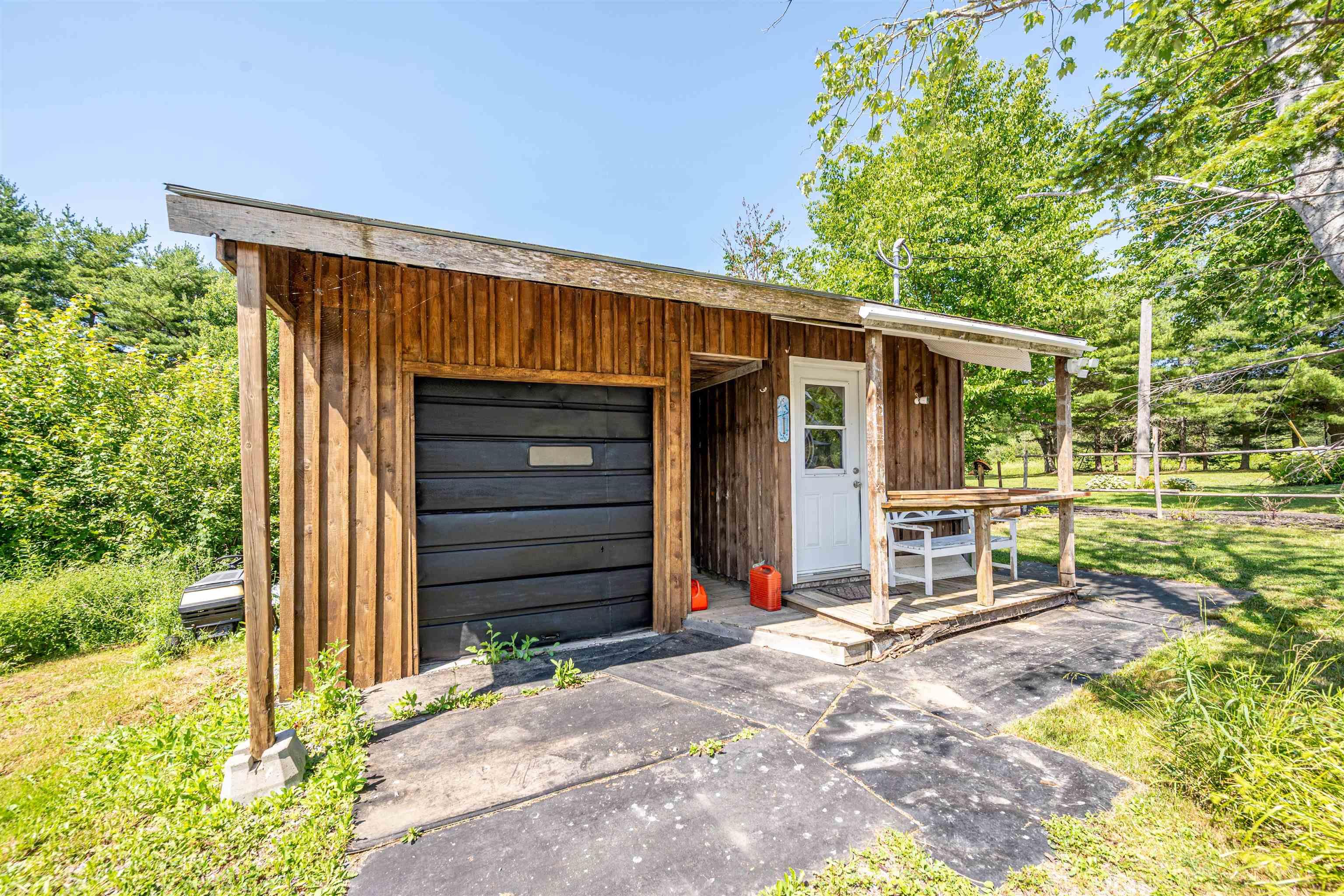 $599,000.00: 60 Long Lake Road, East Uniacke