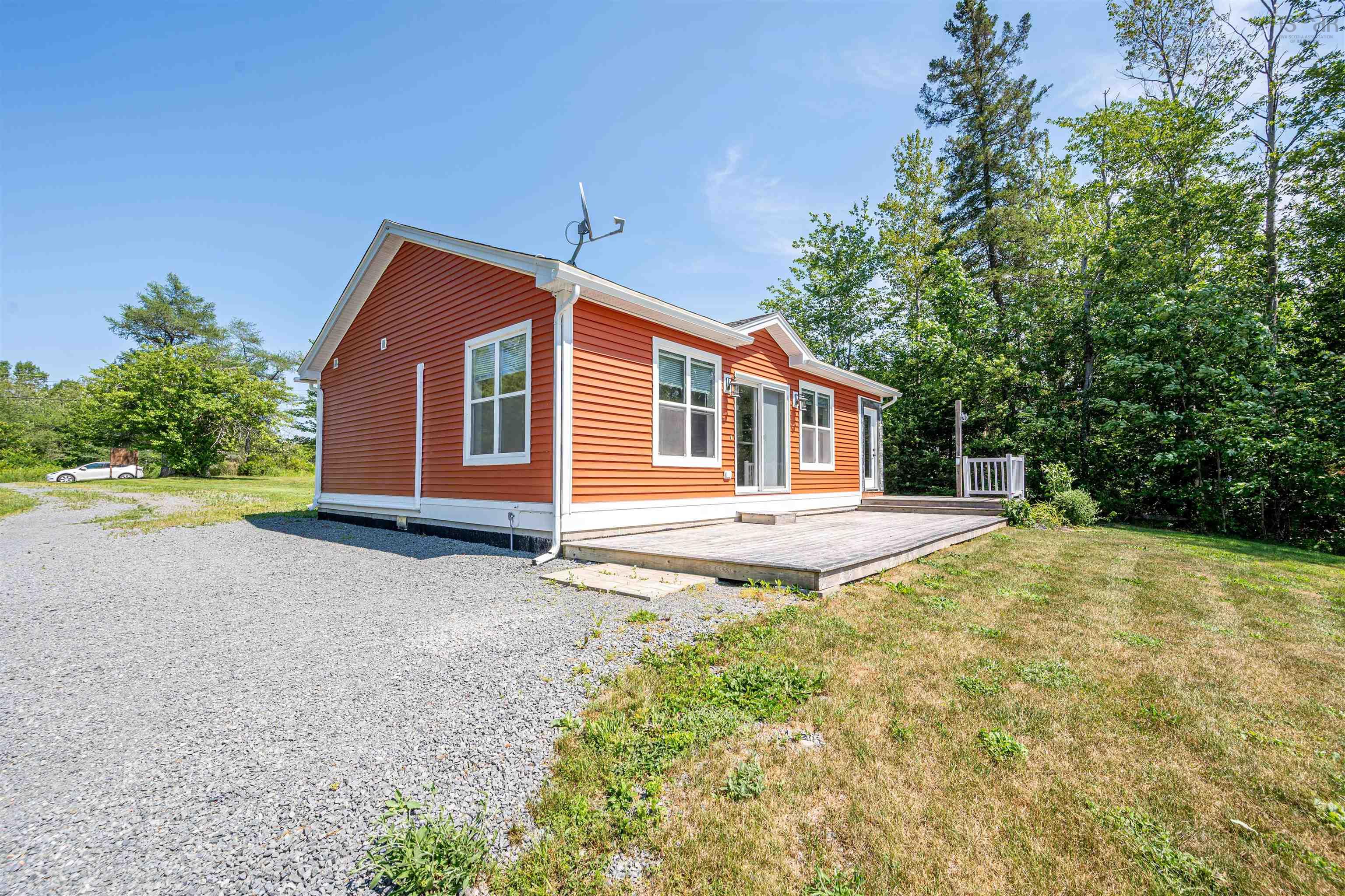 $599,000.00: 60 Long Lake Road, East Uniacke