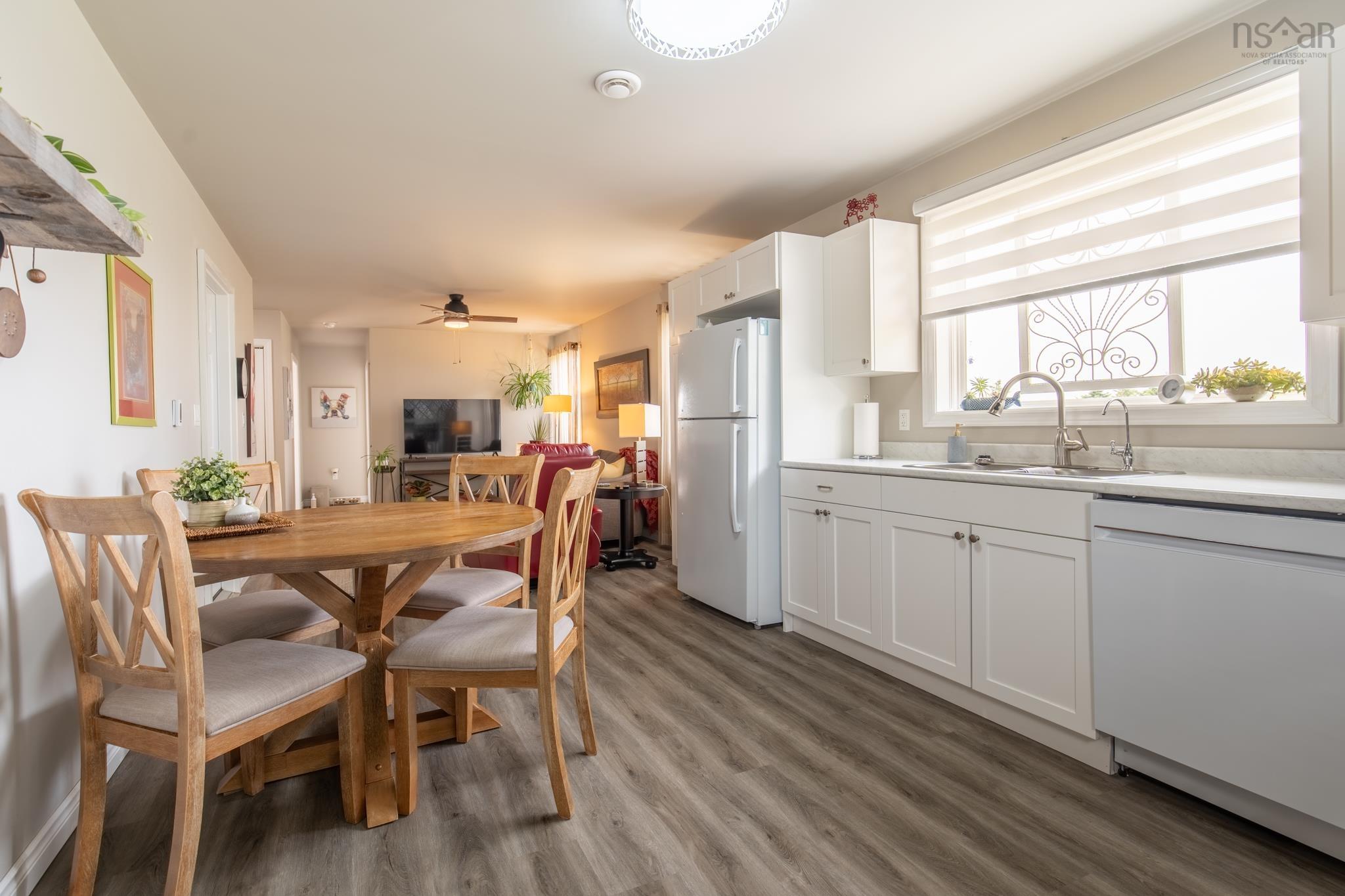 $589,900.00: 223-225 Forest Street, Yarmouth
