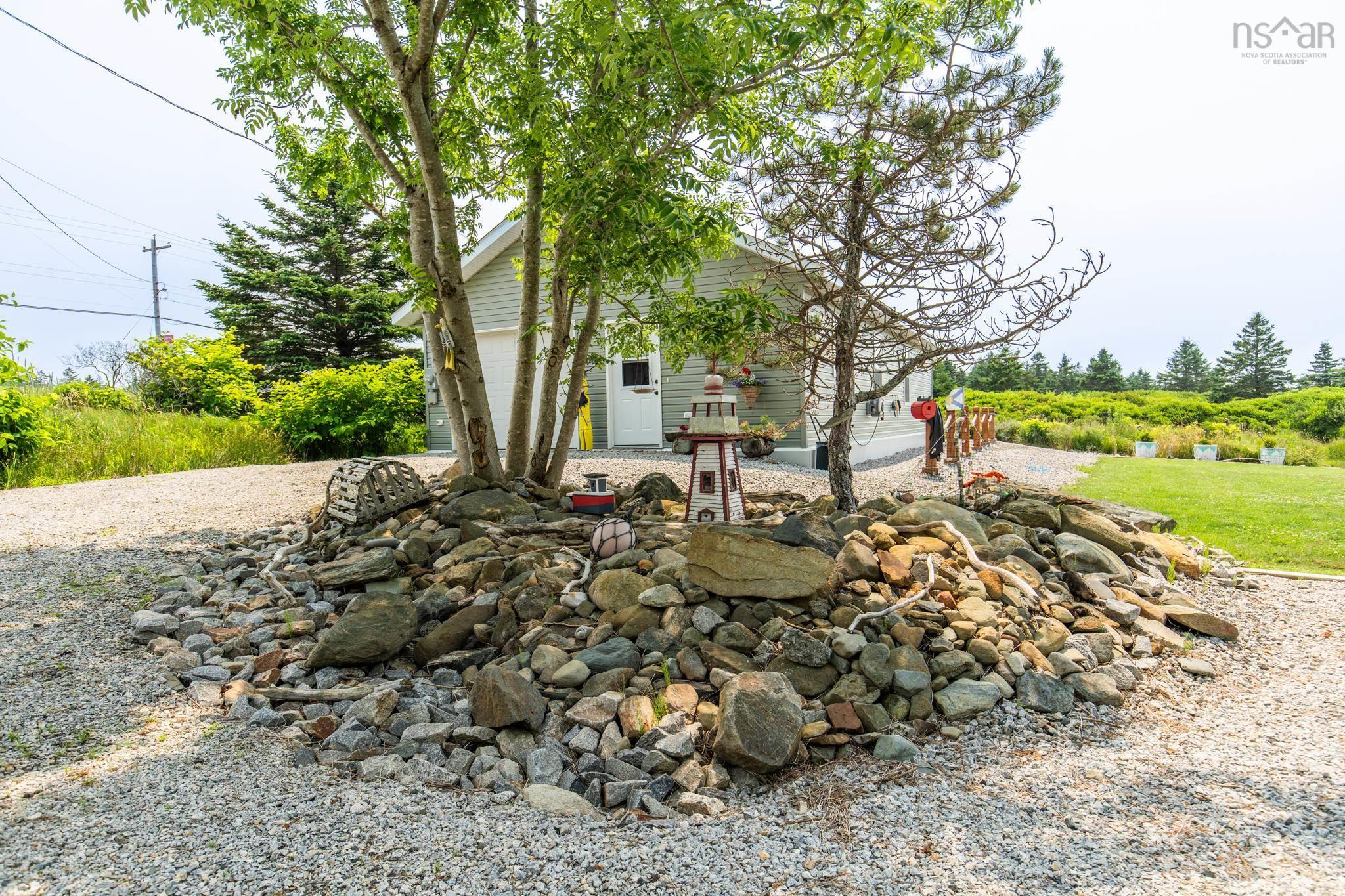 $589,900.00: 223-225 Forest Street, Yarmouth