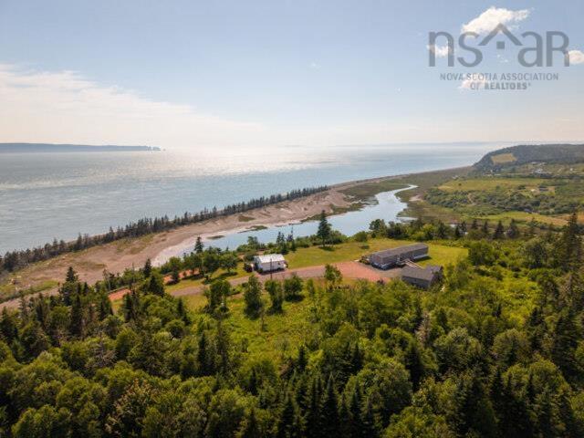 $549,900.00: 1031 West Bay Road, West Bay