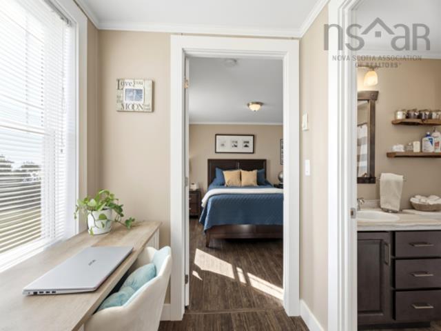 $549,900.00: 1031 West Bay Road, West Bay