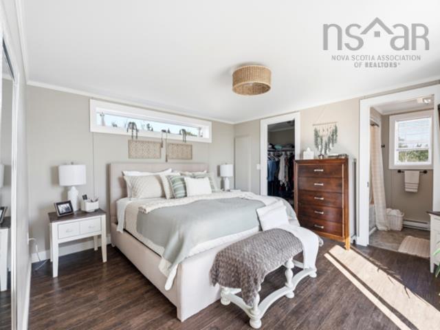 $549,900.00: 1031 West Bay Road, West Bay