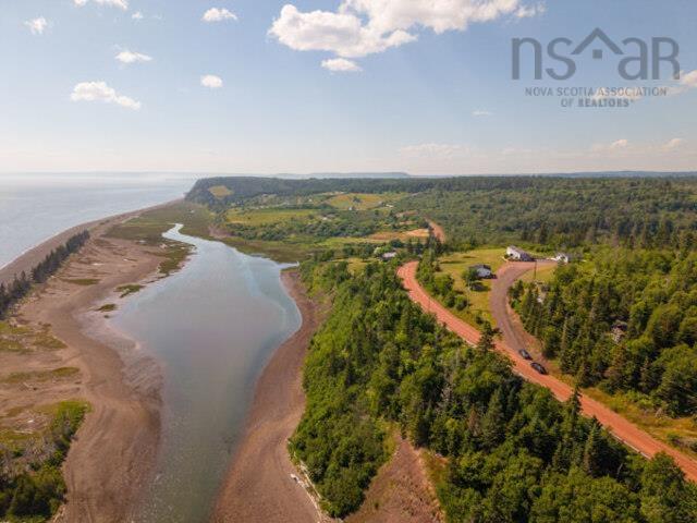 $549,900.00: 1031 West Bay Road, West Bay