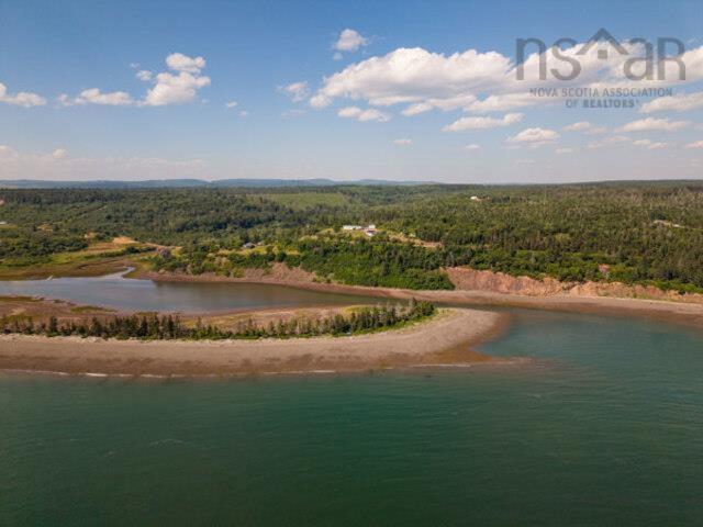 $549,900.00: 1031 West Bay Road, West Bay