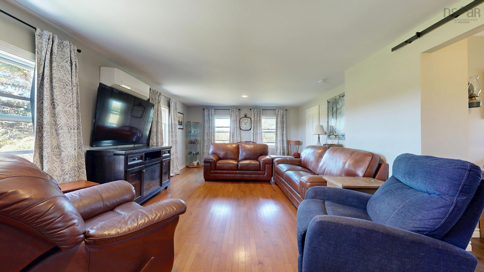 $625,000.00: 718 Small Gains Road, Brooklyn
