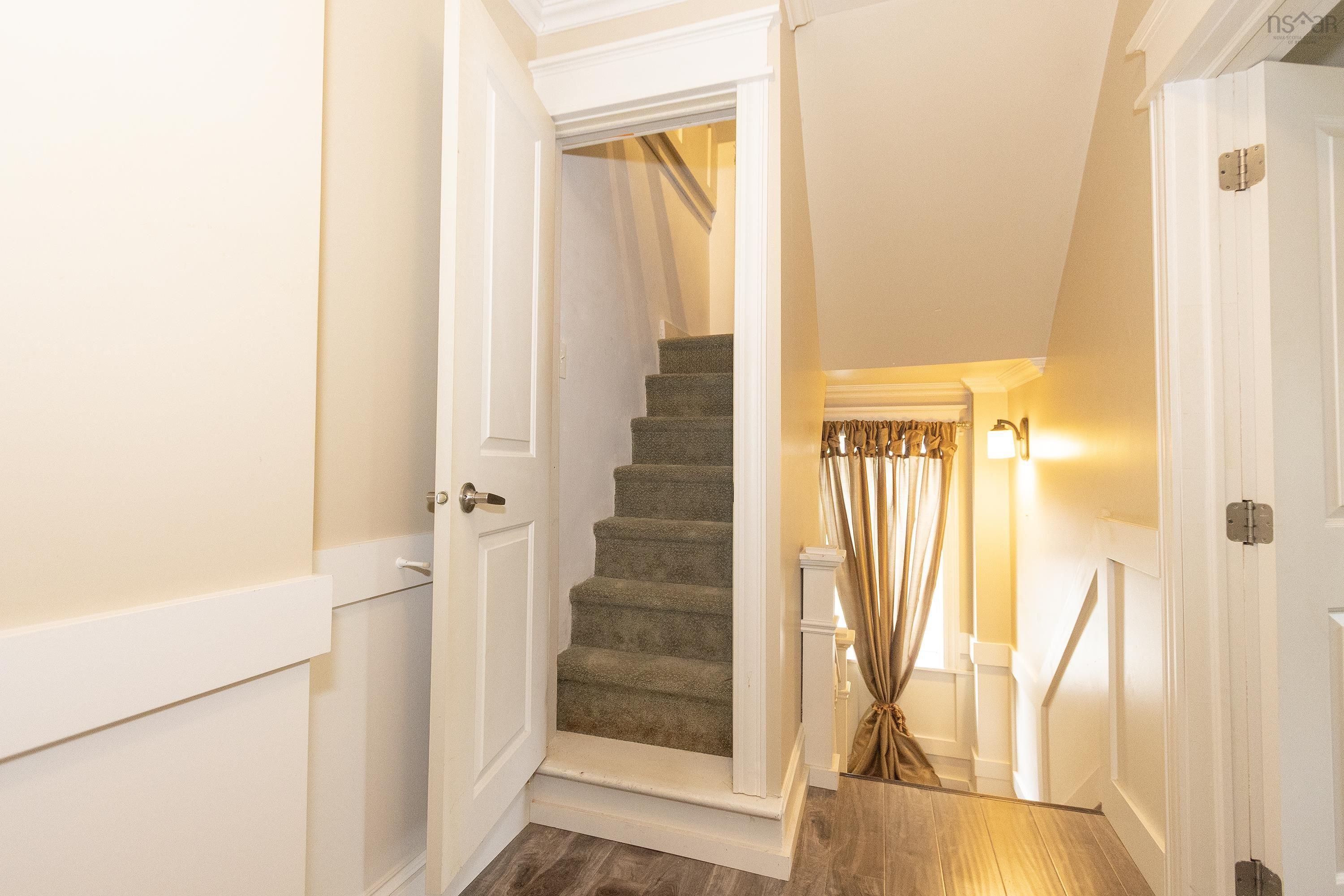 $399,900.00: 20 Regent Street, Amherst
