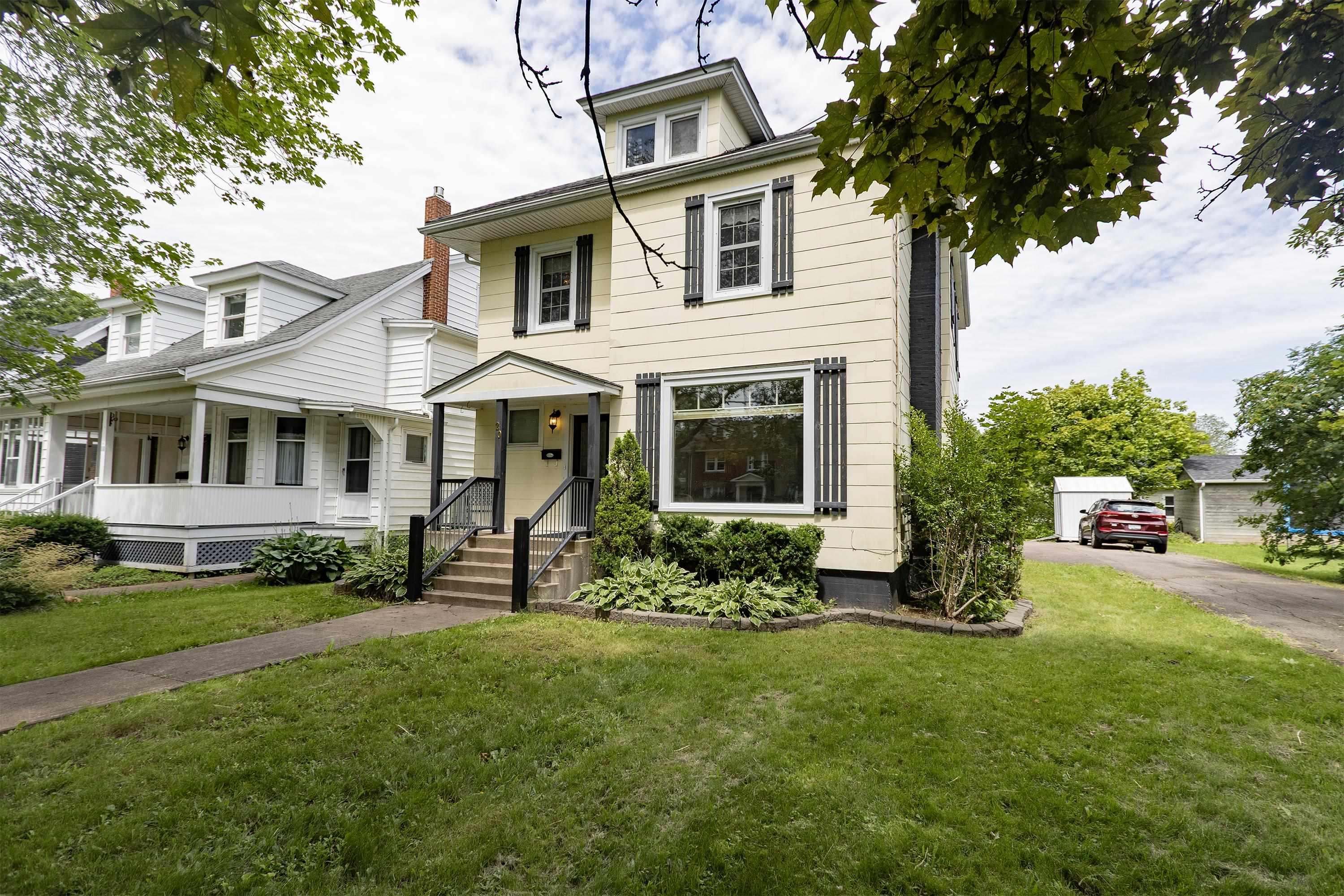 $399,900.00: 20 Regent Street, Amherst