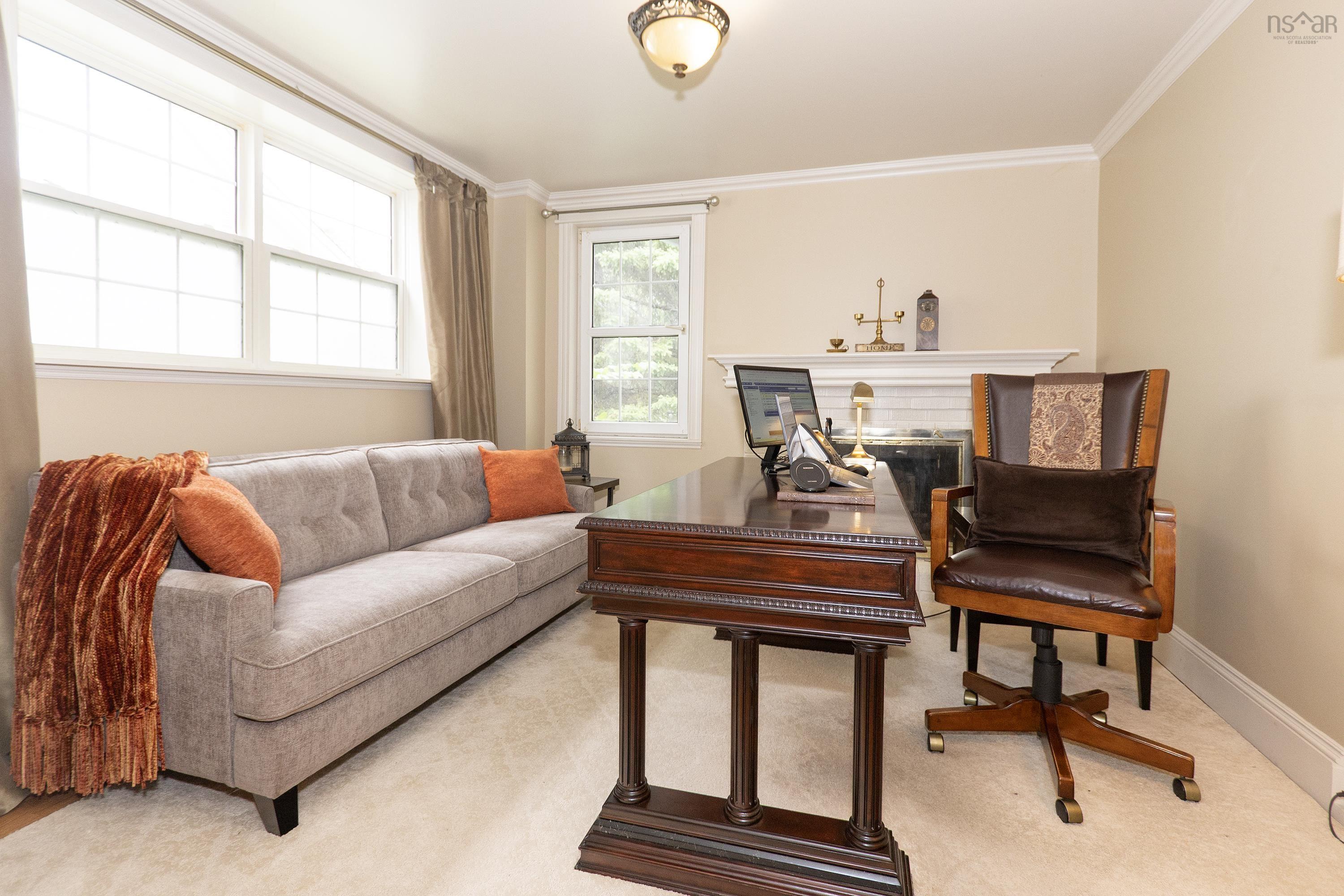 $399,900.00: 20 Regent Street, Amherst
