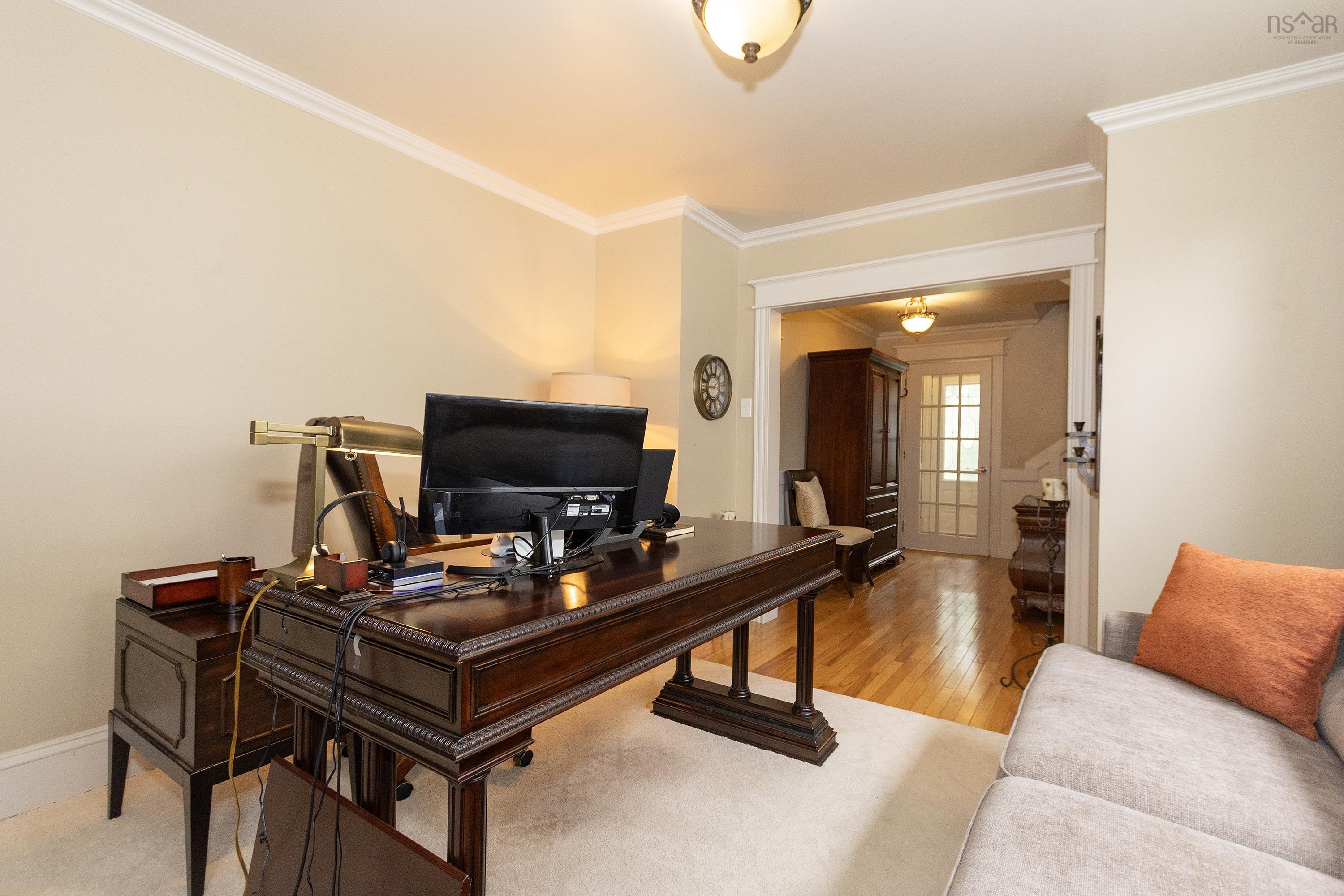 $399,900.00: 20 Regent Street, Amherst