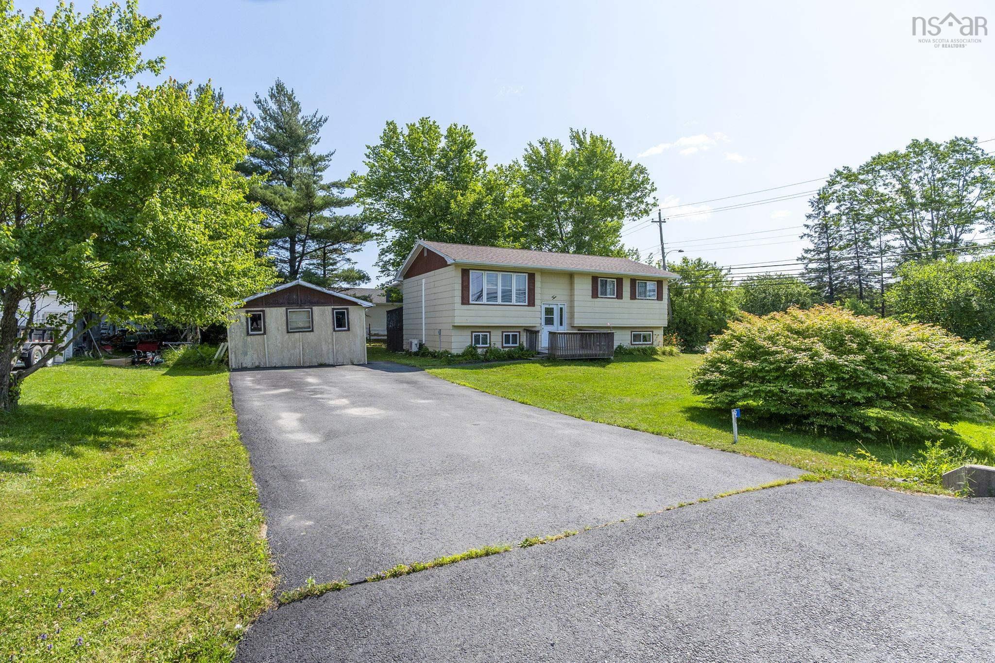 $449,900.00: 2 Elmwood Drive, Elmsdale