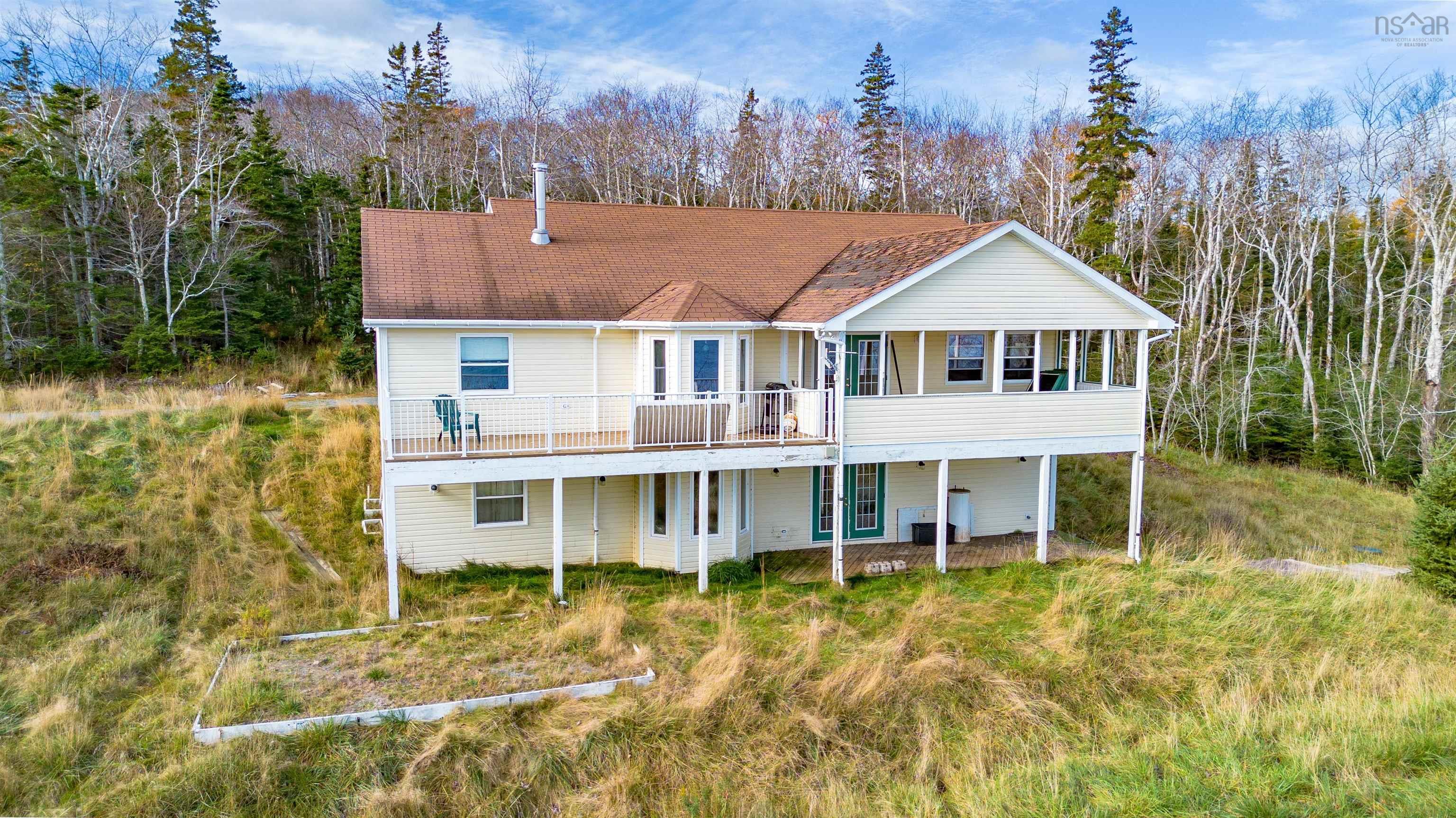 $499,000.00: 225 Maple Drive Drive, Cape George