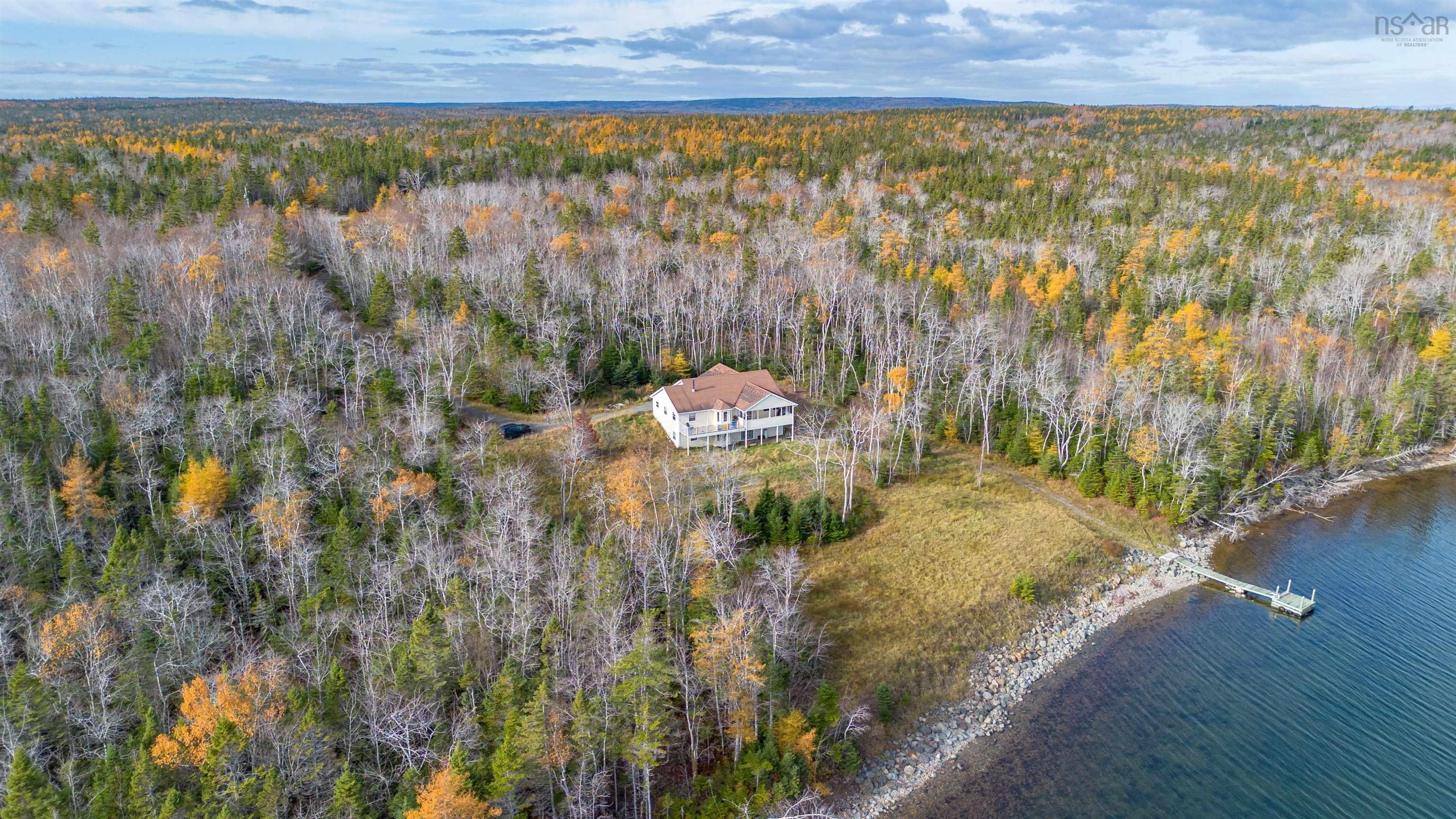 $499,000.00: 225 Maple Drive Drive, Cape George