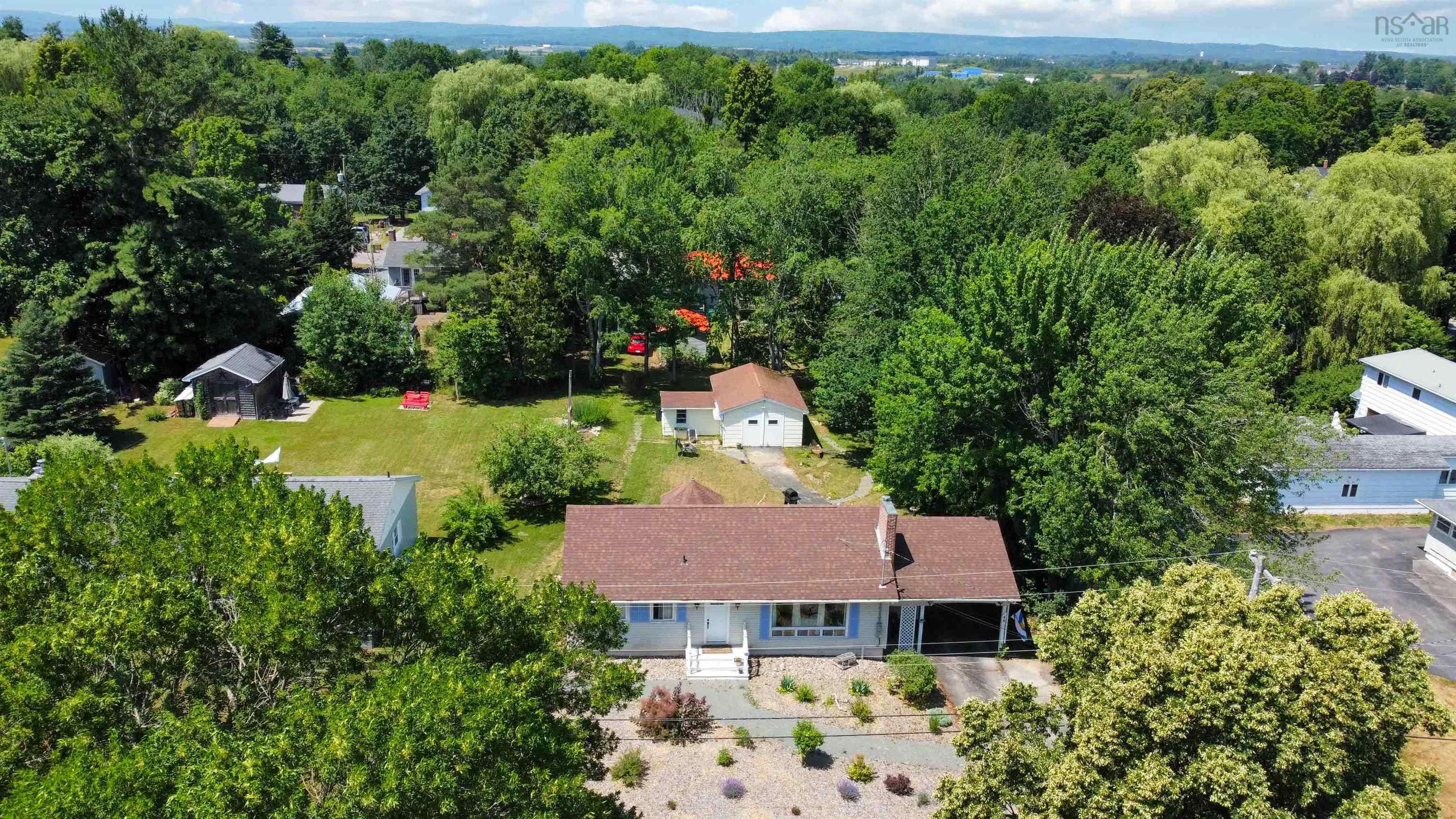 $379,000.00: 46 Campbell Avenue, Windsor