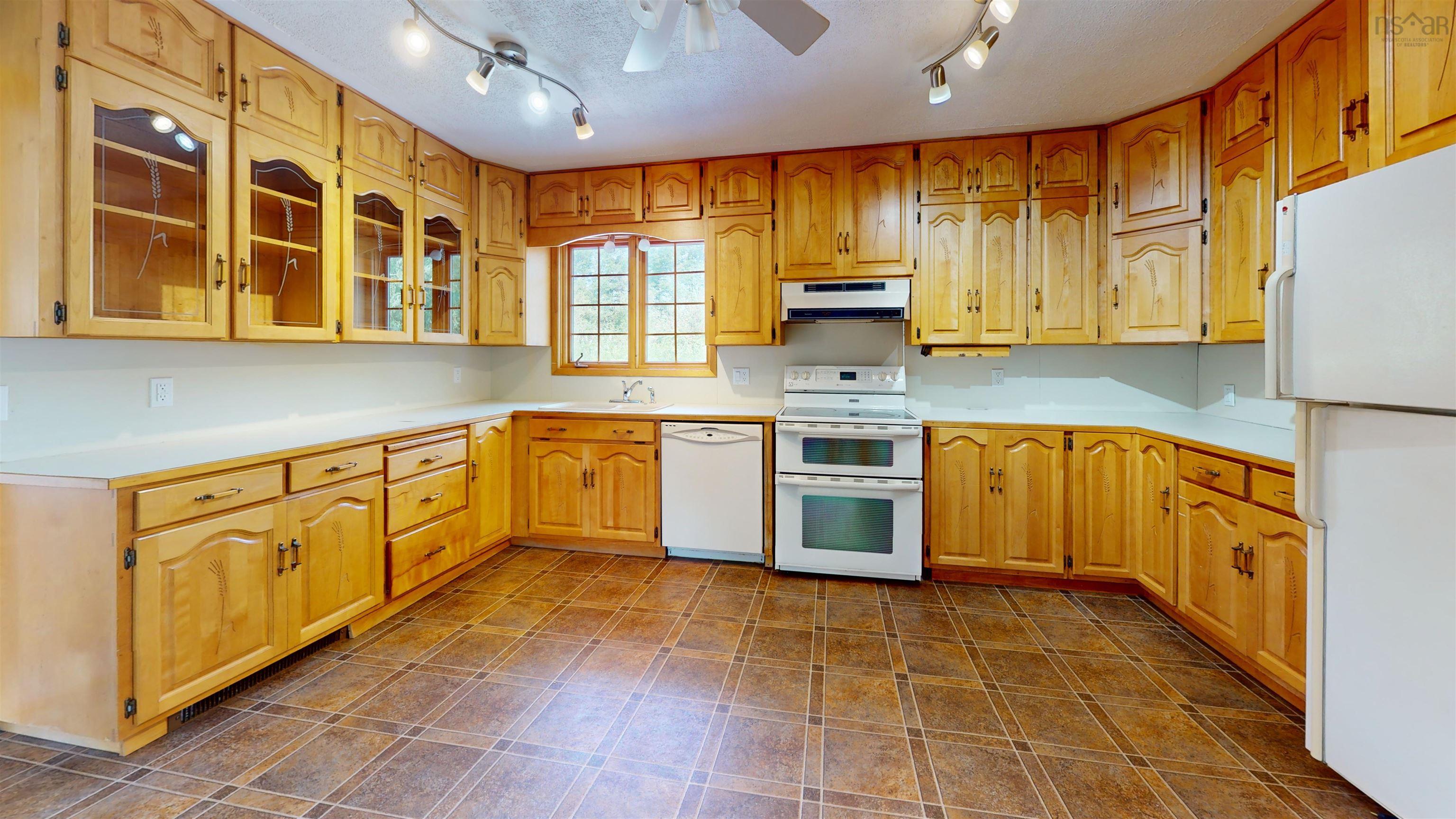 $415,000.00: 5740 NS-245, Arisaig